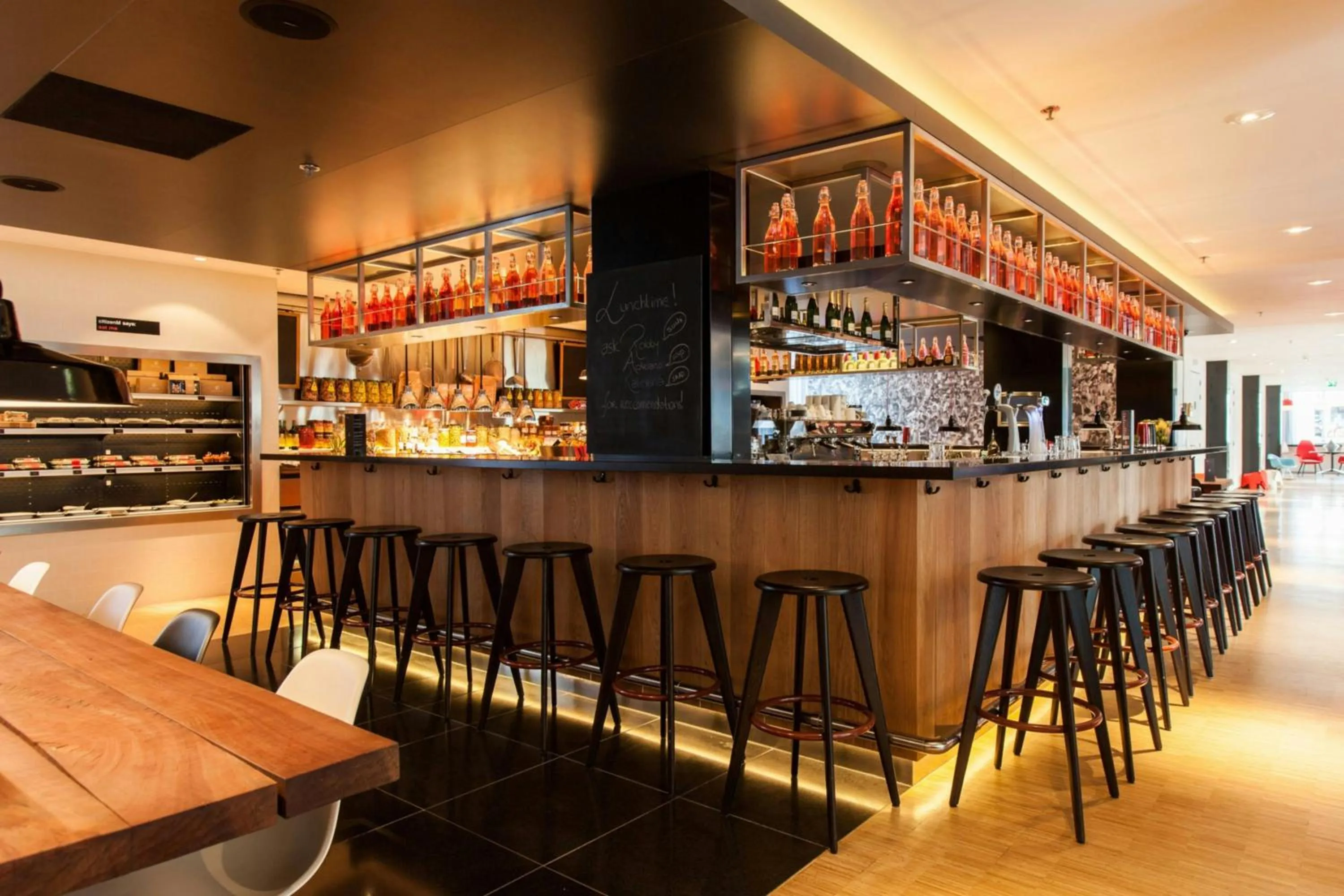 Restaurant/places to eat in citizenM Amsterdam South