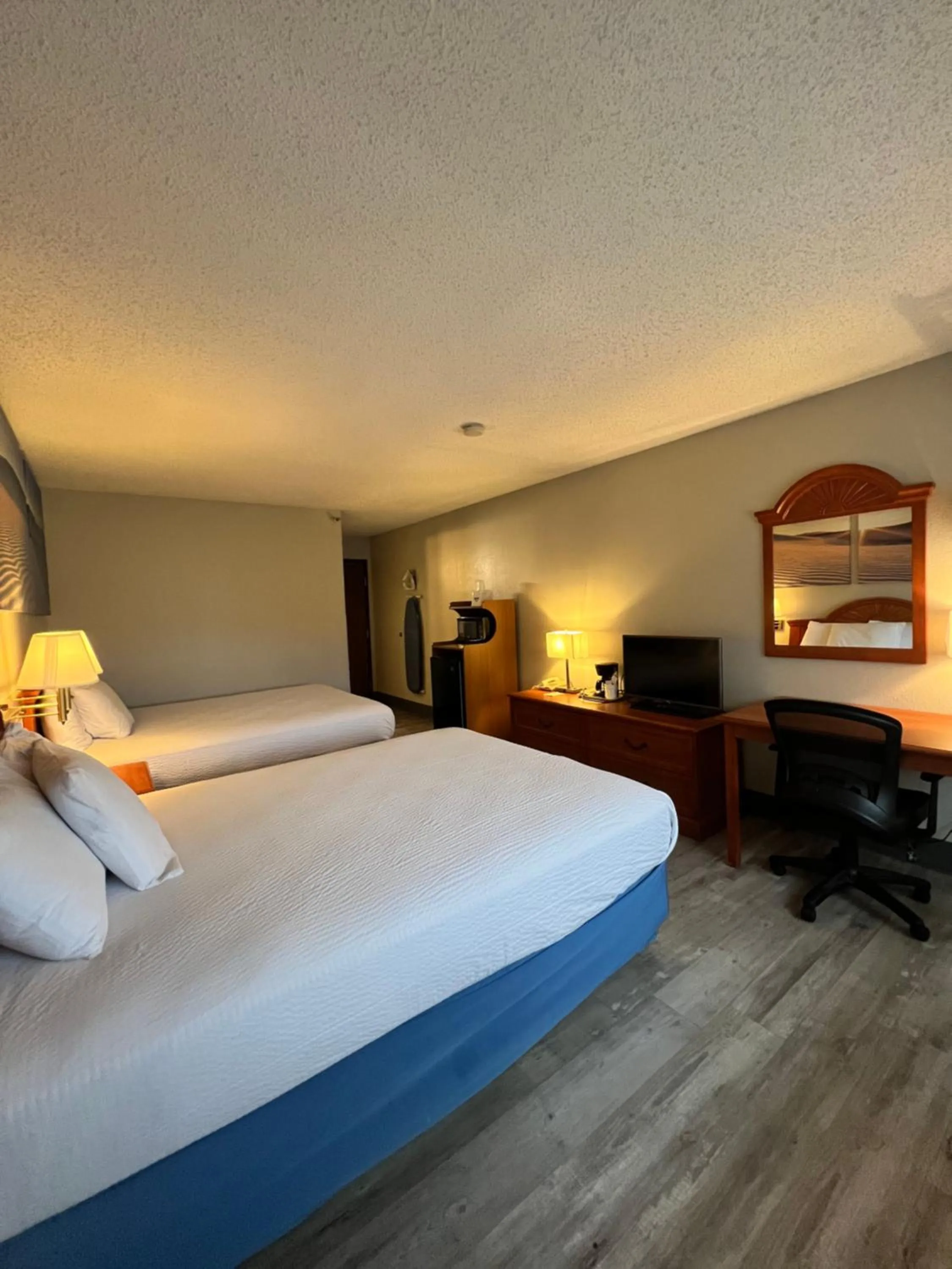 Bedroom, Bed in Antelope Inn & Suites