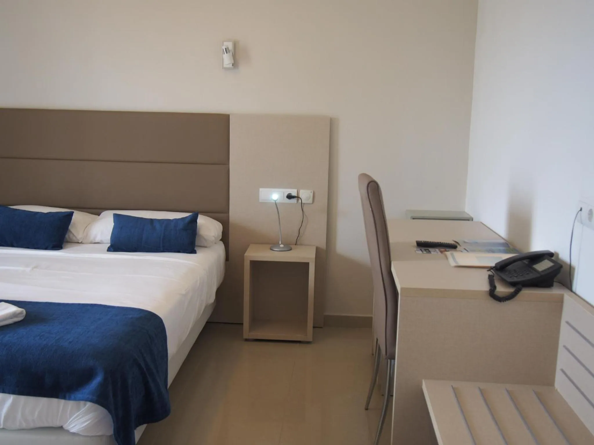 Bed in Hotel Roca Bella