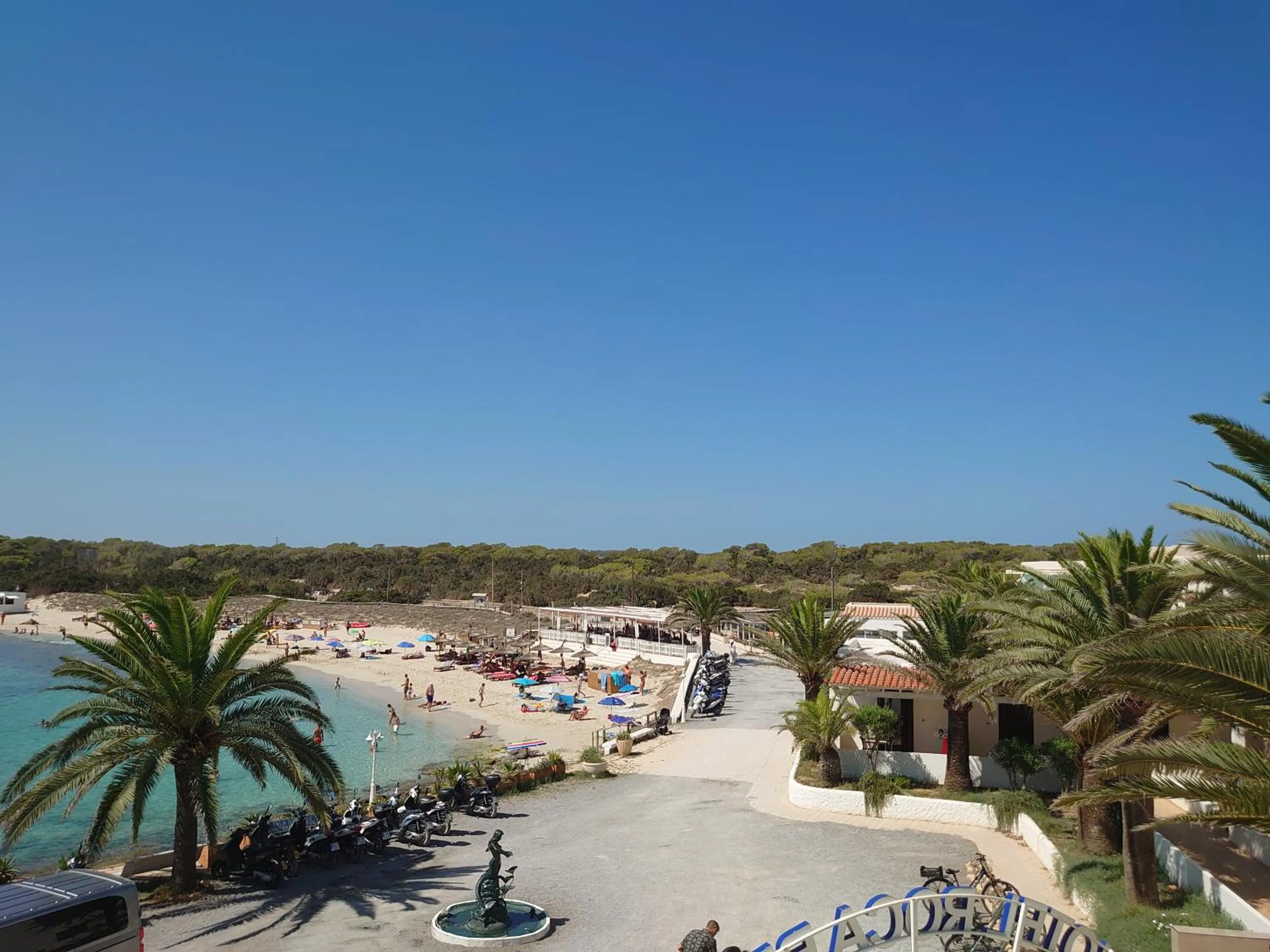 Beach in Hotel Roca Bella