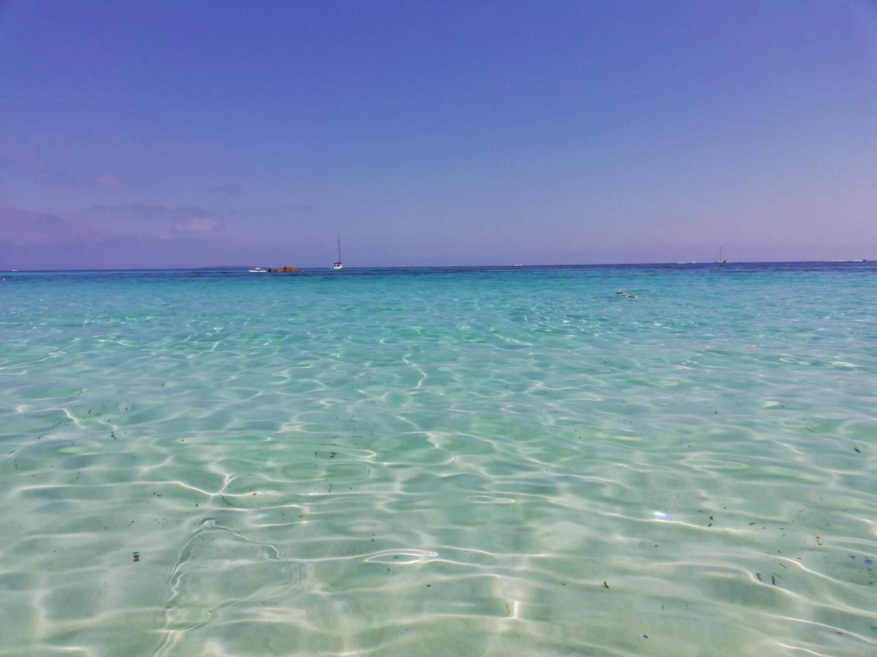 Beach in Hotel Roca Bella