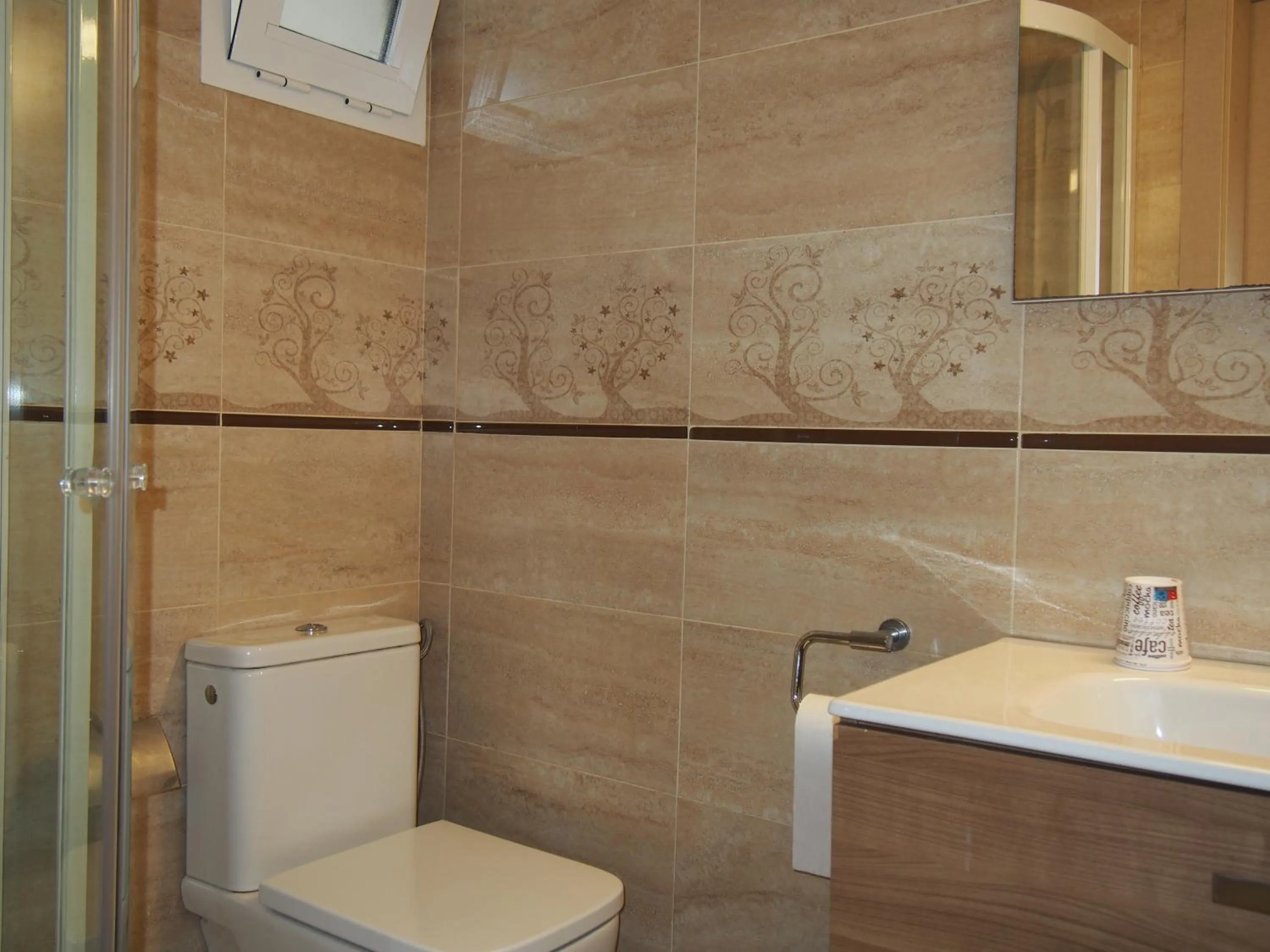 Bathroom in Hotel Roca Bella