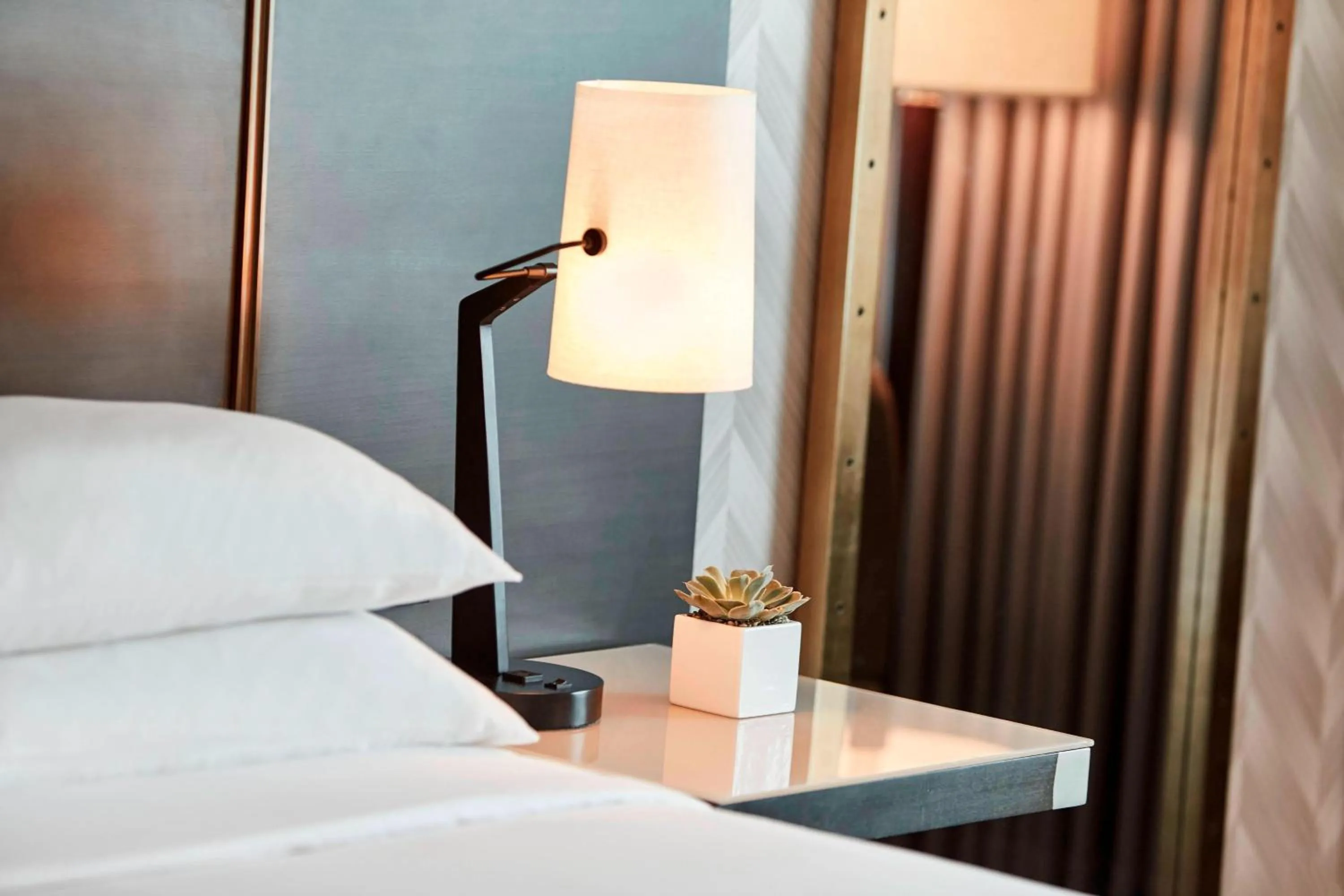 Photo of the whole room, Bed in Renaissance Los Angeles Airport Hotel