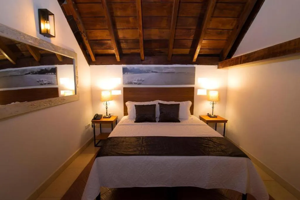 Bed in Life is Good Cartagena Hostel