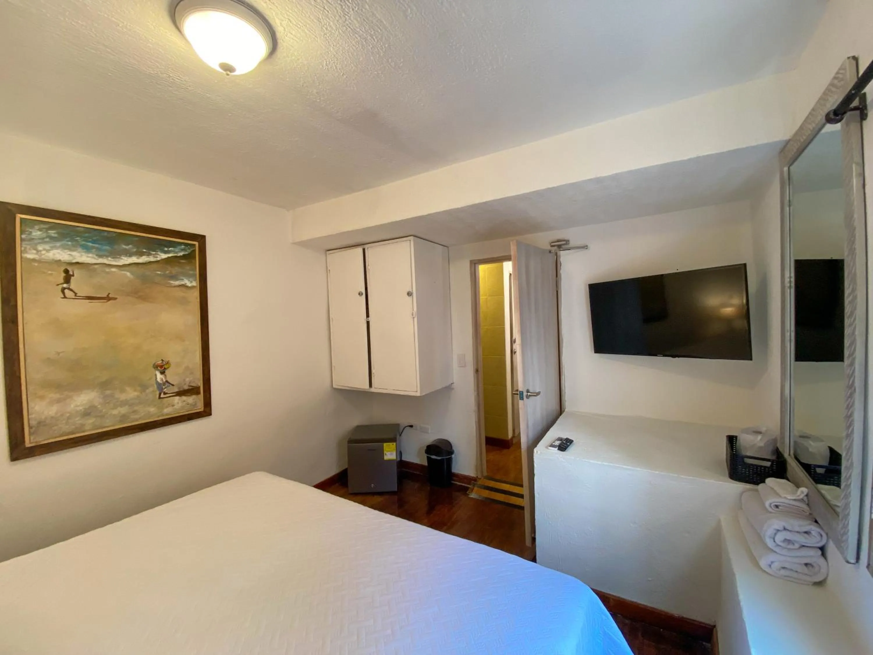 Bed in Life is Good Cartagena Hostel