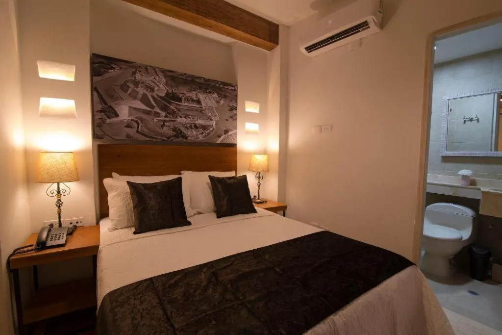 Bed in Life is Good Cartagena Hostel