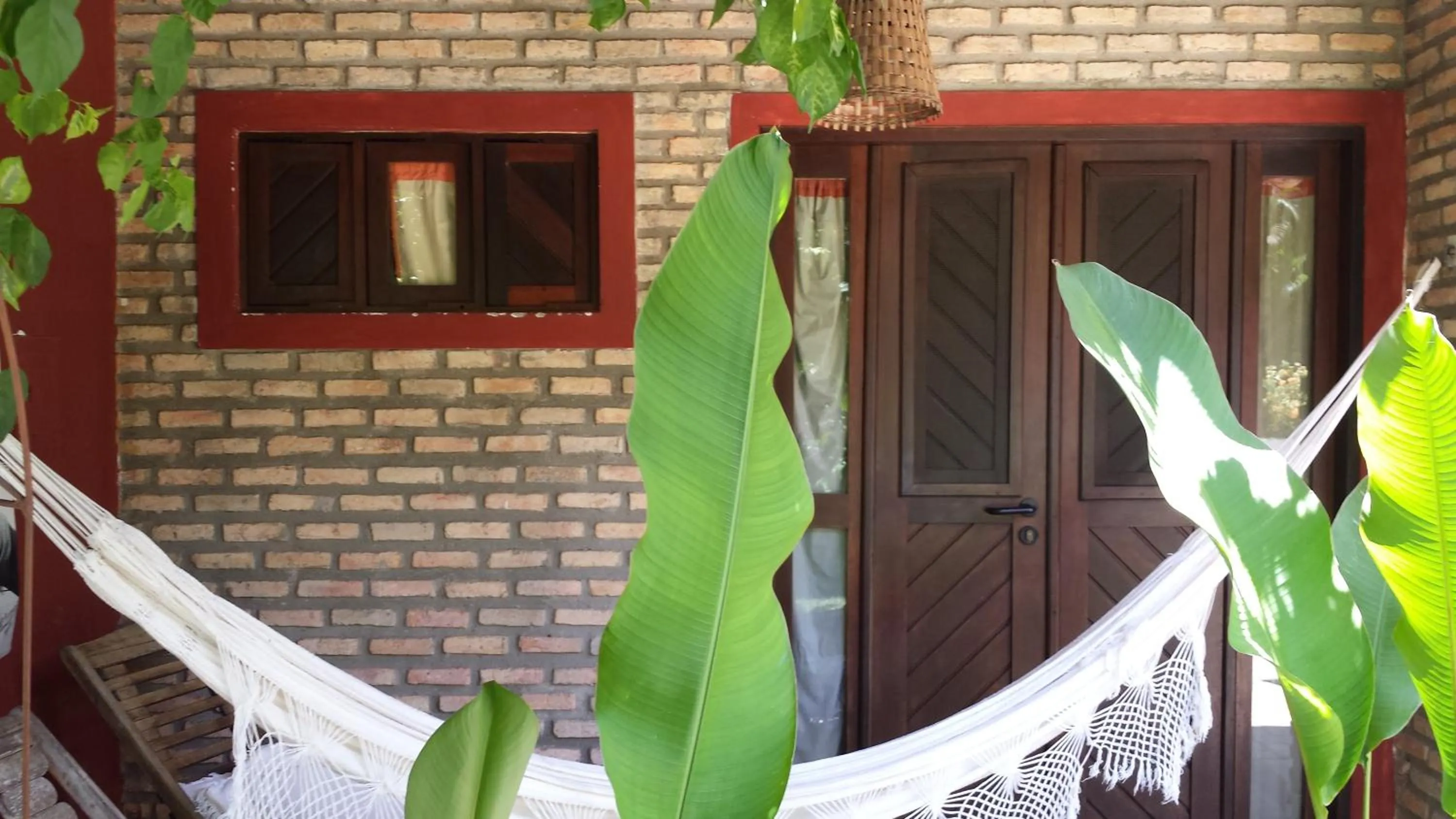 Facade/entrance in Pousada Coco Fresco