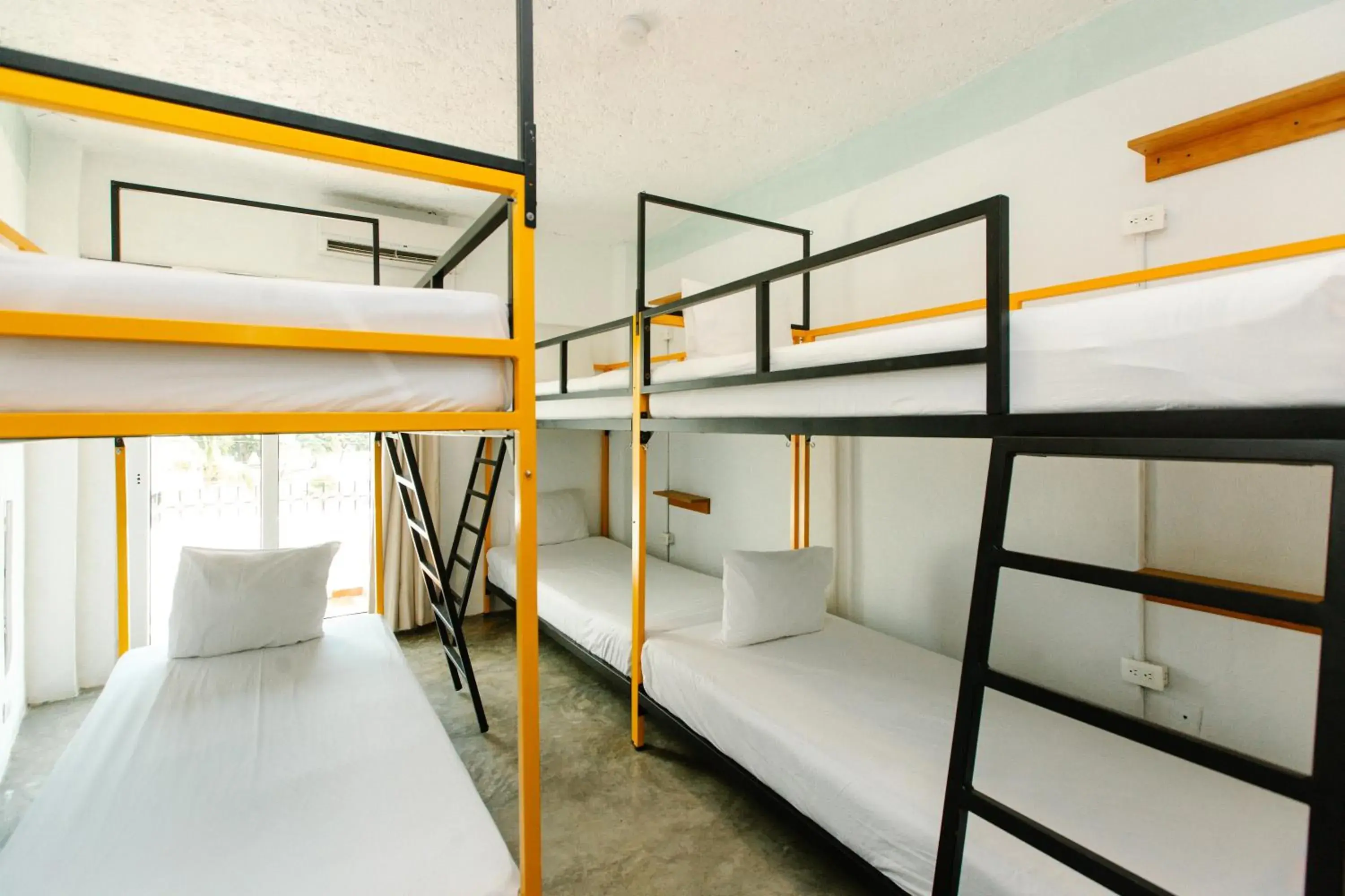 Private Room 6 Beds in Nílu Cancun Downtown by Selina Private Room 6 Beds in Nílu Cancun Downtown by Selina