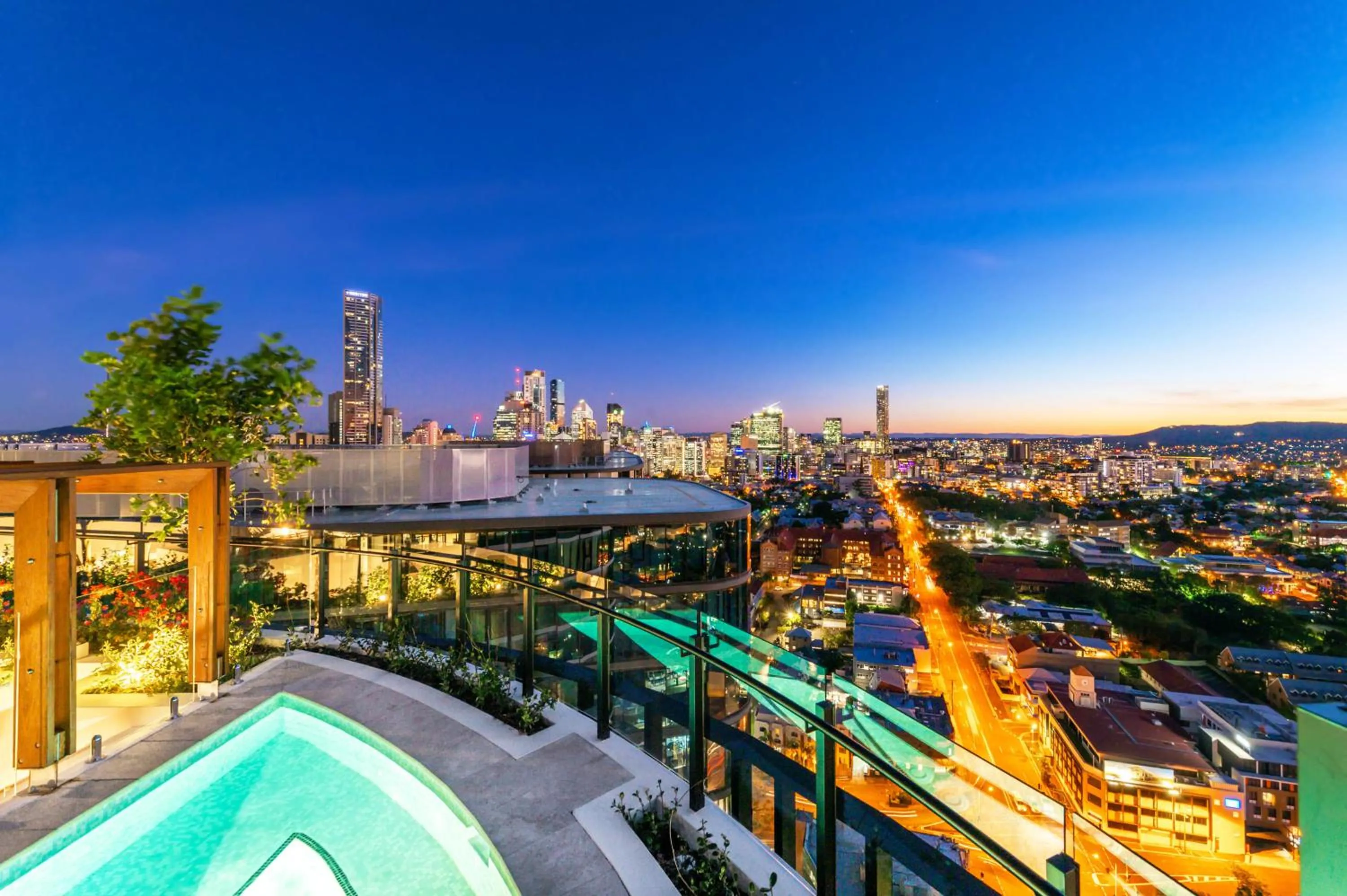 Pool view in FV by Peppers