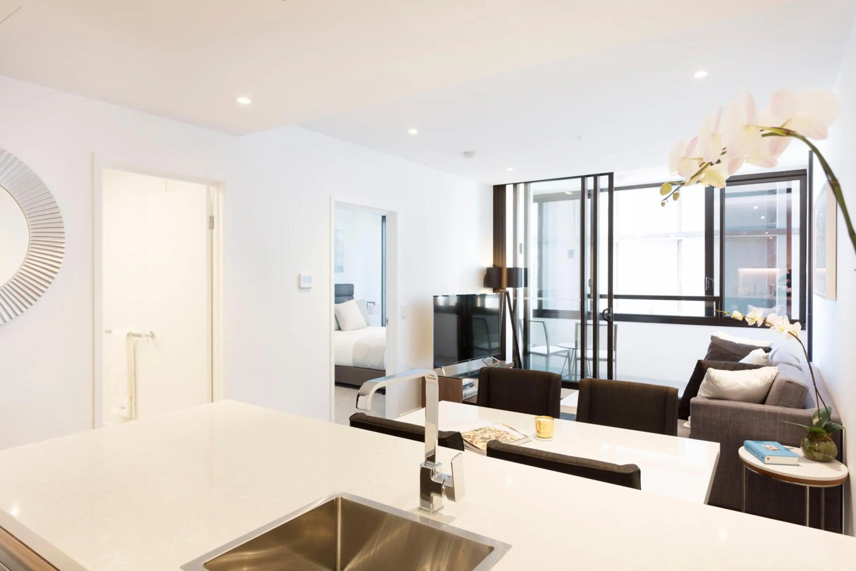 Kitchen or kitchenette, Bed in FV by Peppers