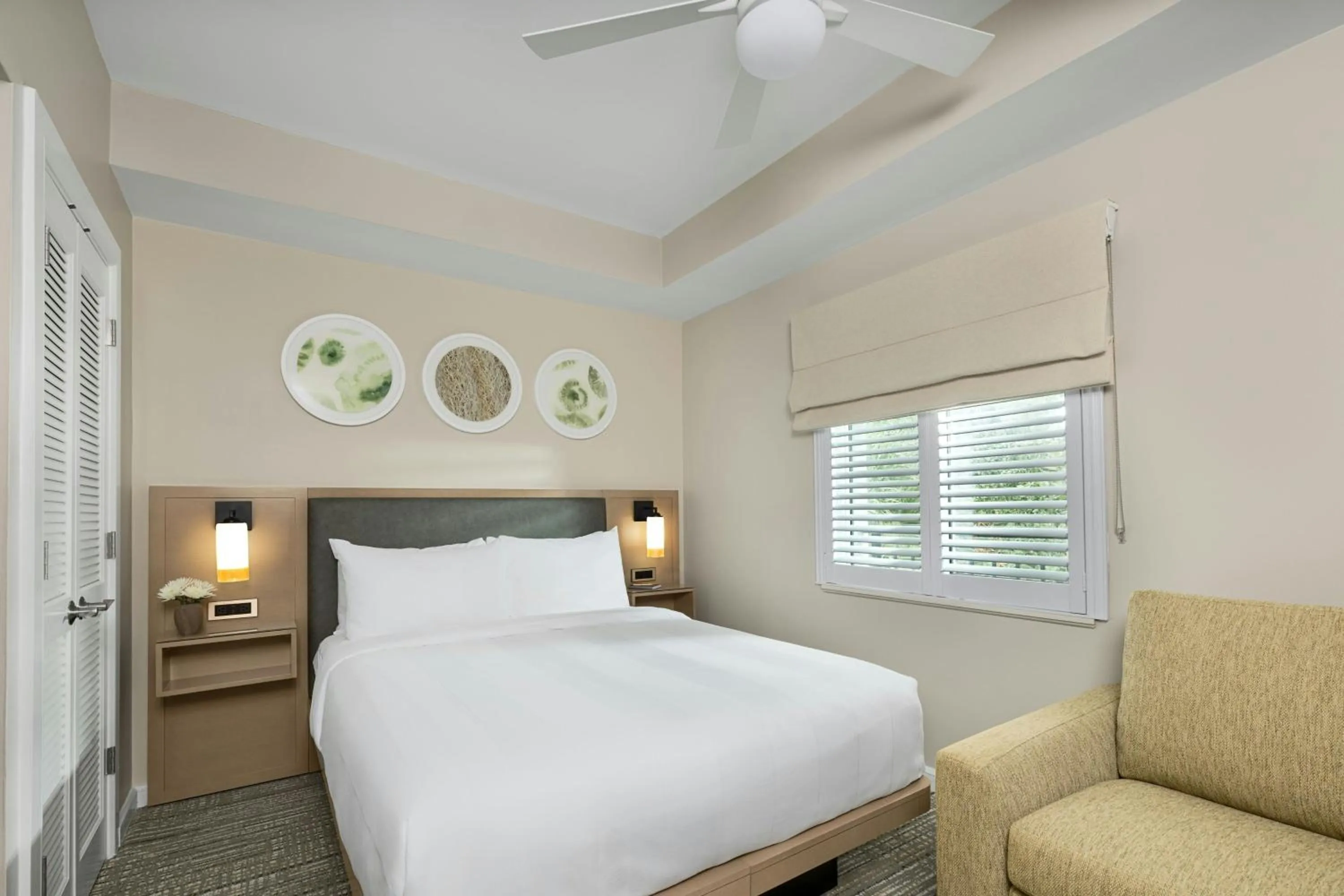 Bedroom, Bed in Marriott's Royal Palms