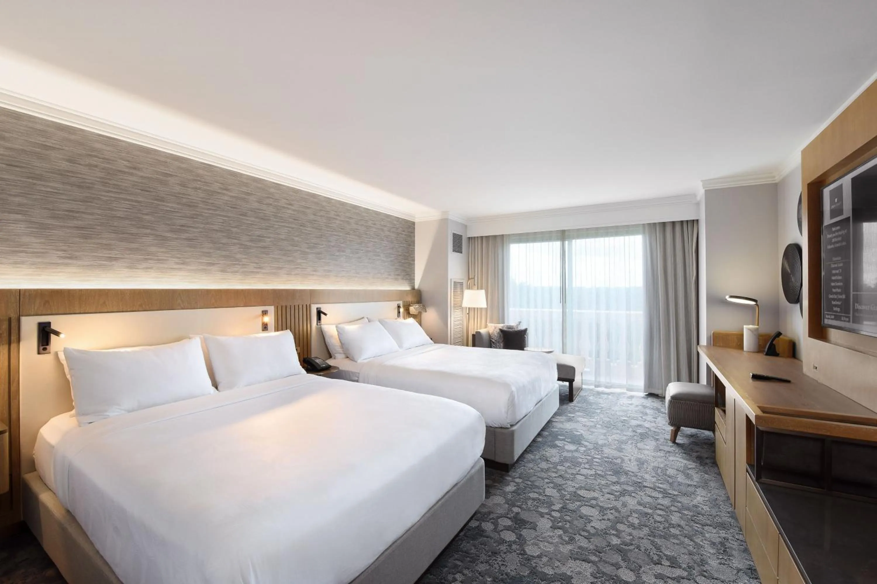 Photo of the whole room, Bed in JW Marriott Orlando Grande Lakes