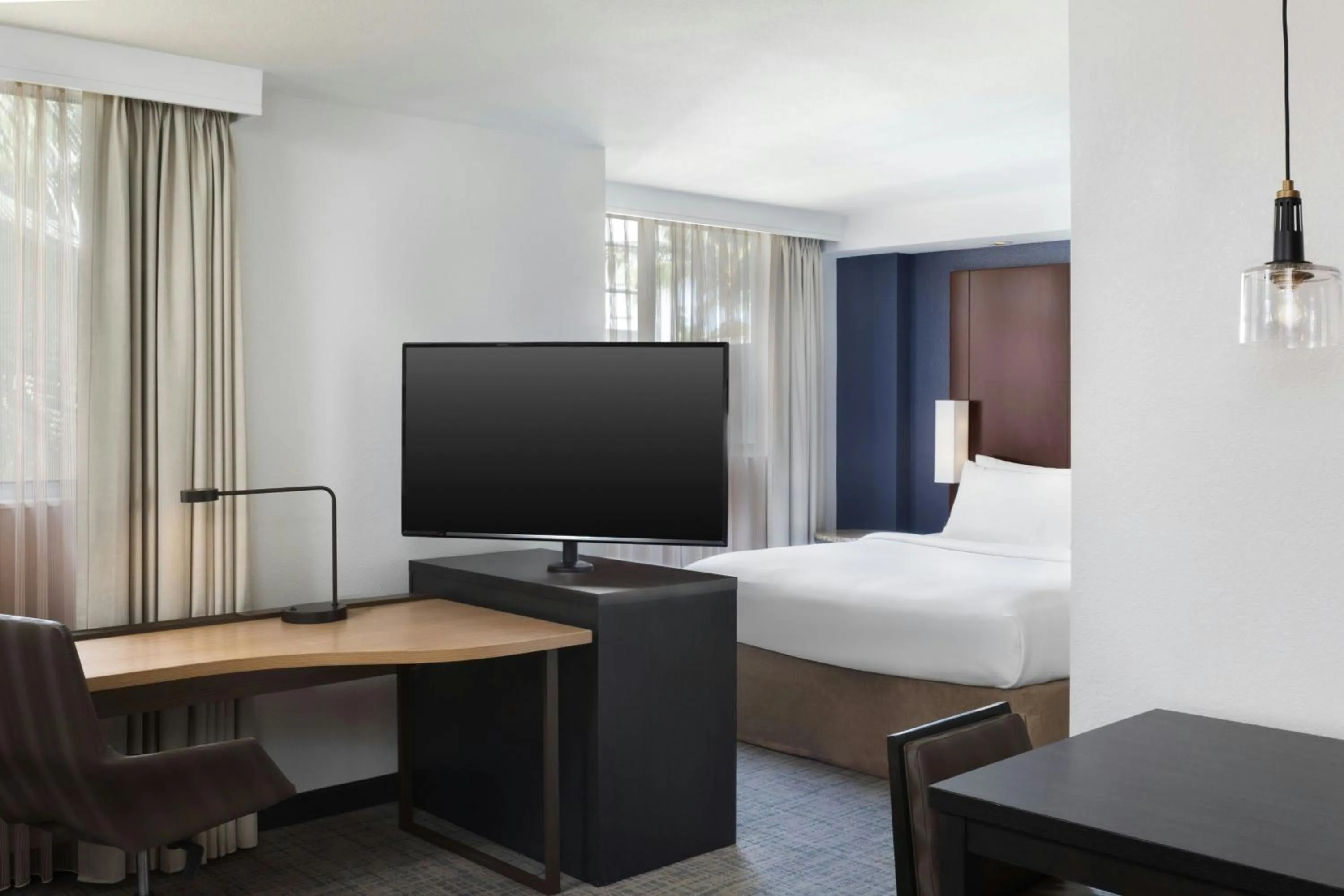 Bedroom, Bed in Residence Inn by Marriott Miami Airport
