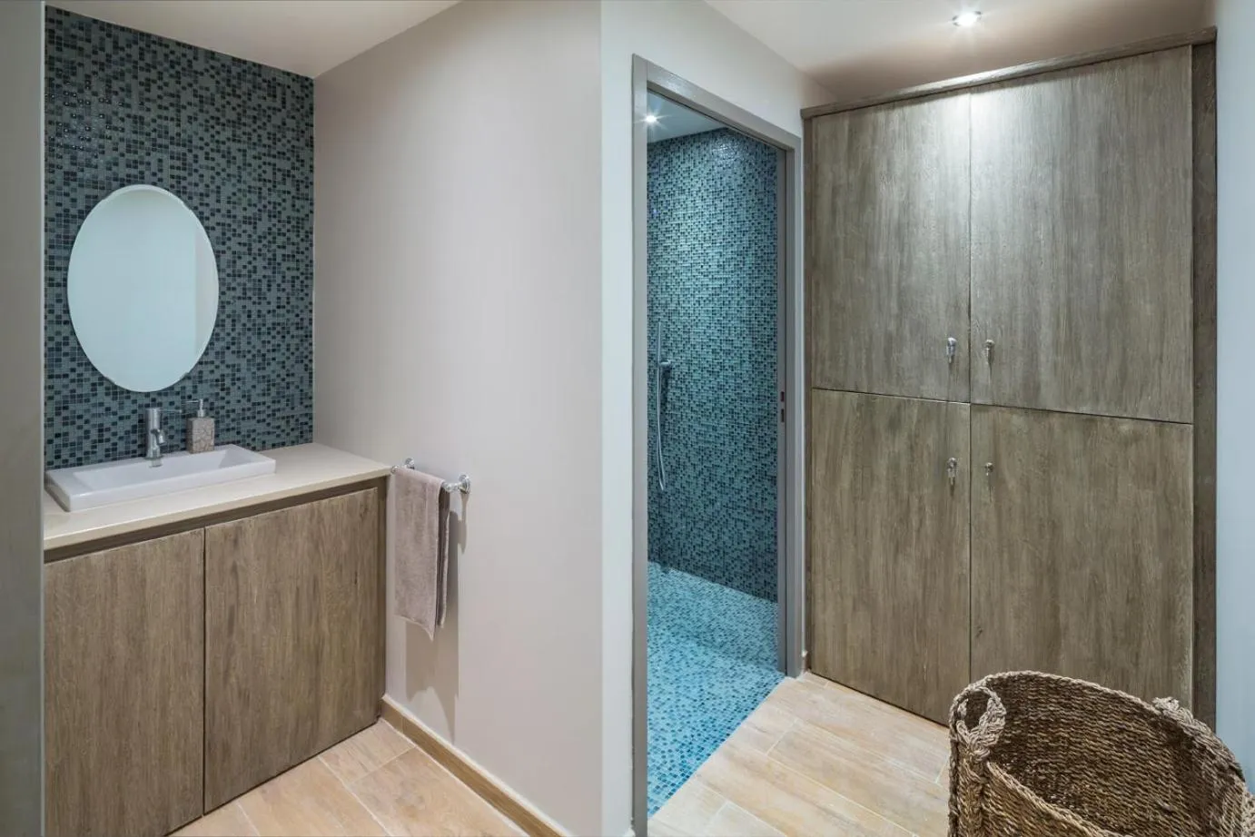 Sauna in Hôtel Particulier Le 28 - Spa & Art Luxury Design by Alain Ducasse