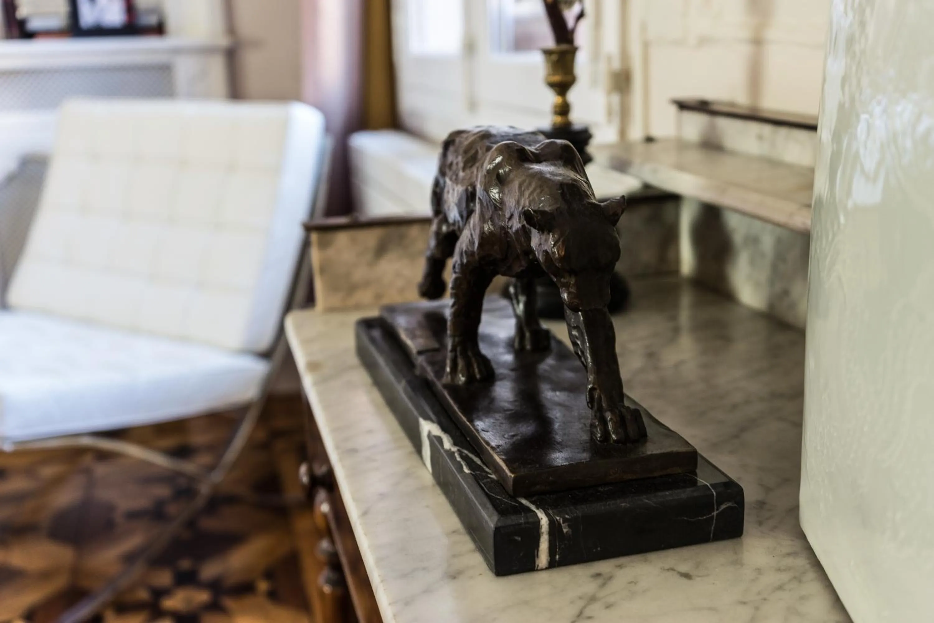 Seating area in Hôtel Particulier Le 28 - Spa & Art Luxury Design by Alain Ducasse