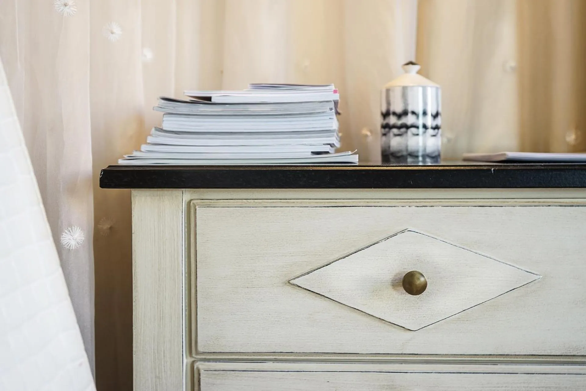 Decorative detail in Hôtel Particulier Le 28 - Spa & Art Luxury Design by Alain Ducasse