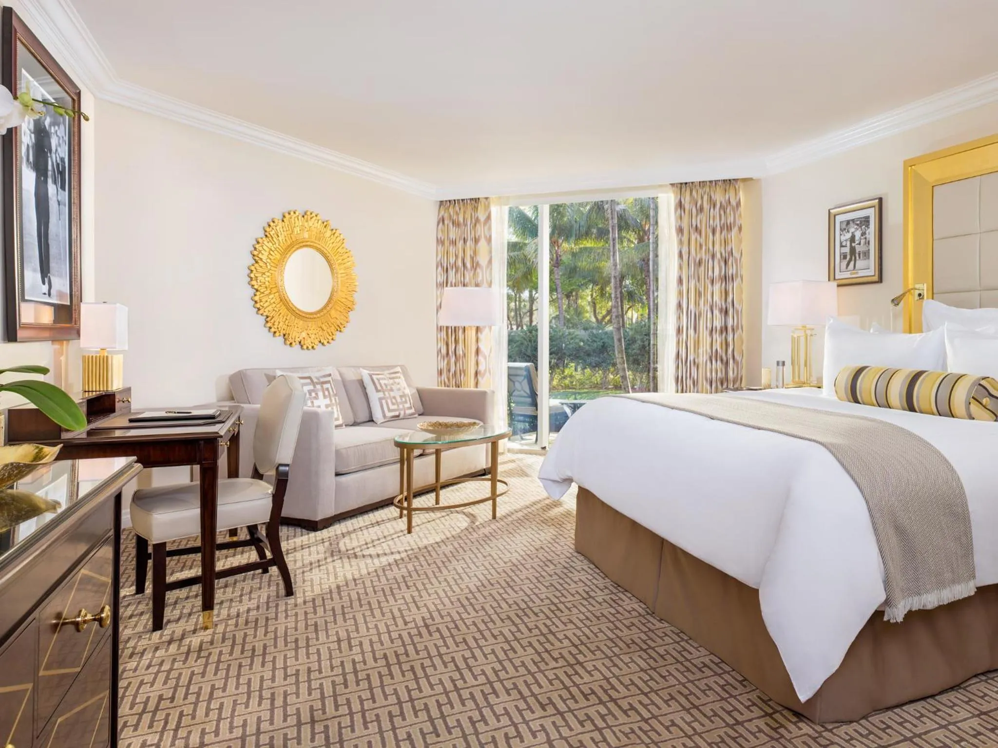Bed in Trump National Doral Golf Resort
