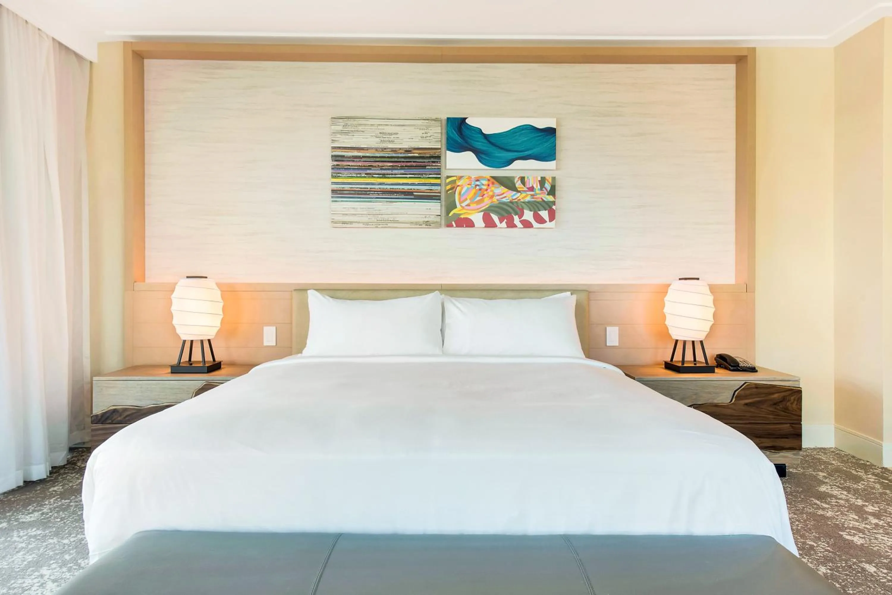Bed in Eden Roc Miami Beach
