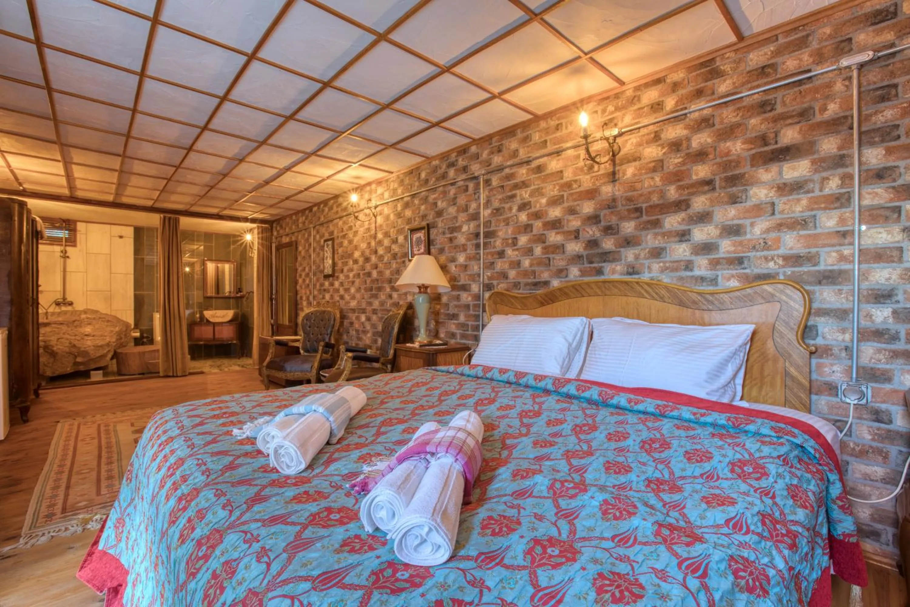 Bed in Kirazlı Sultan Konak