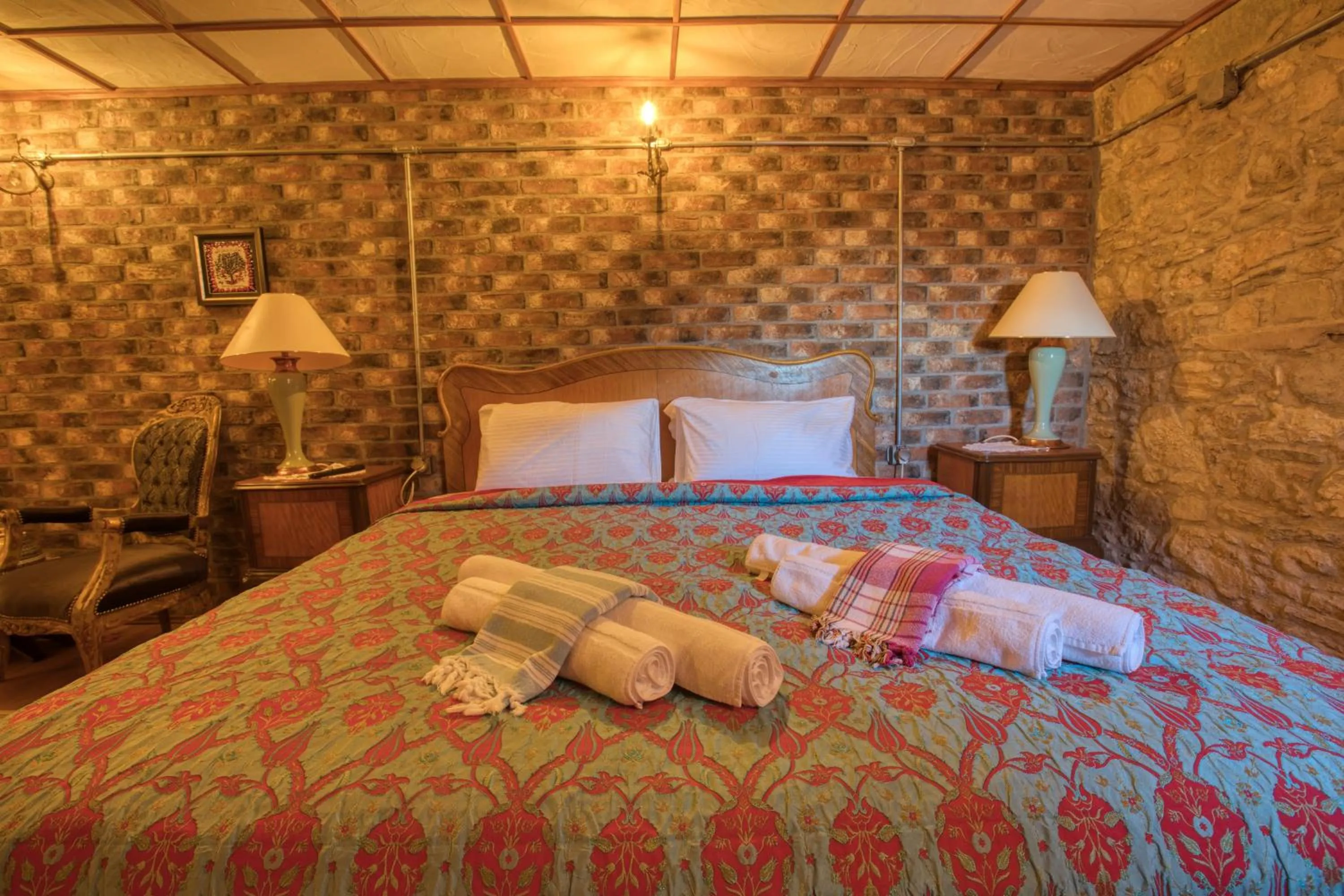 Bed in Kirazlı Sultan Konak