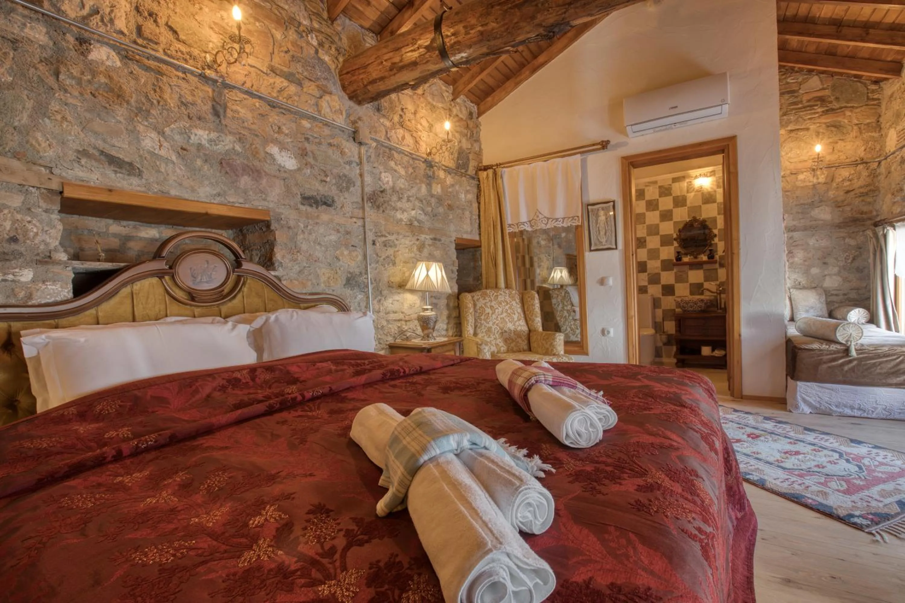 Bed in Kirazlı Sultan Konak