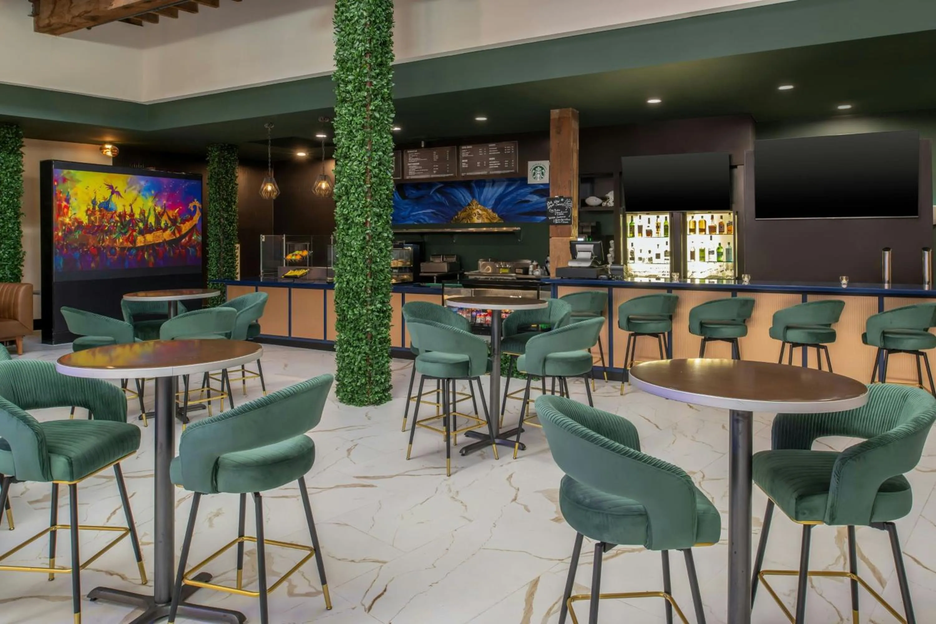 Restaurant/places to eat in Courtyard by Marriott New Orleans Warehouse Arts District