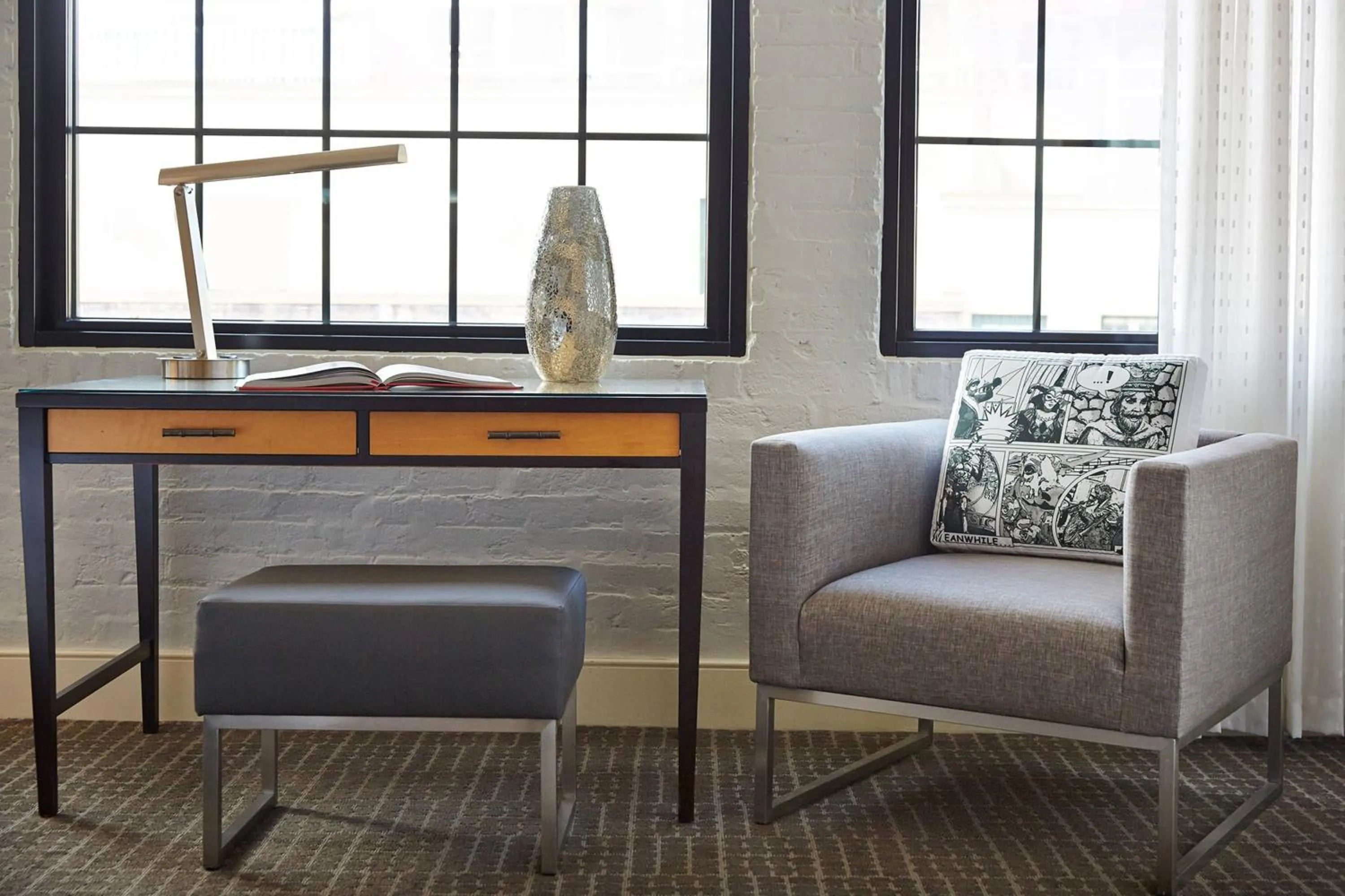 Photo of the whole room in Renaissance New Orleans Arts Warehouse District Hotel