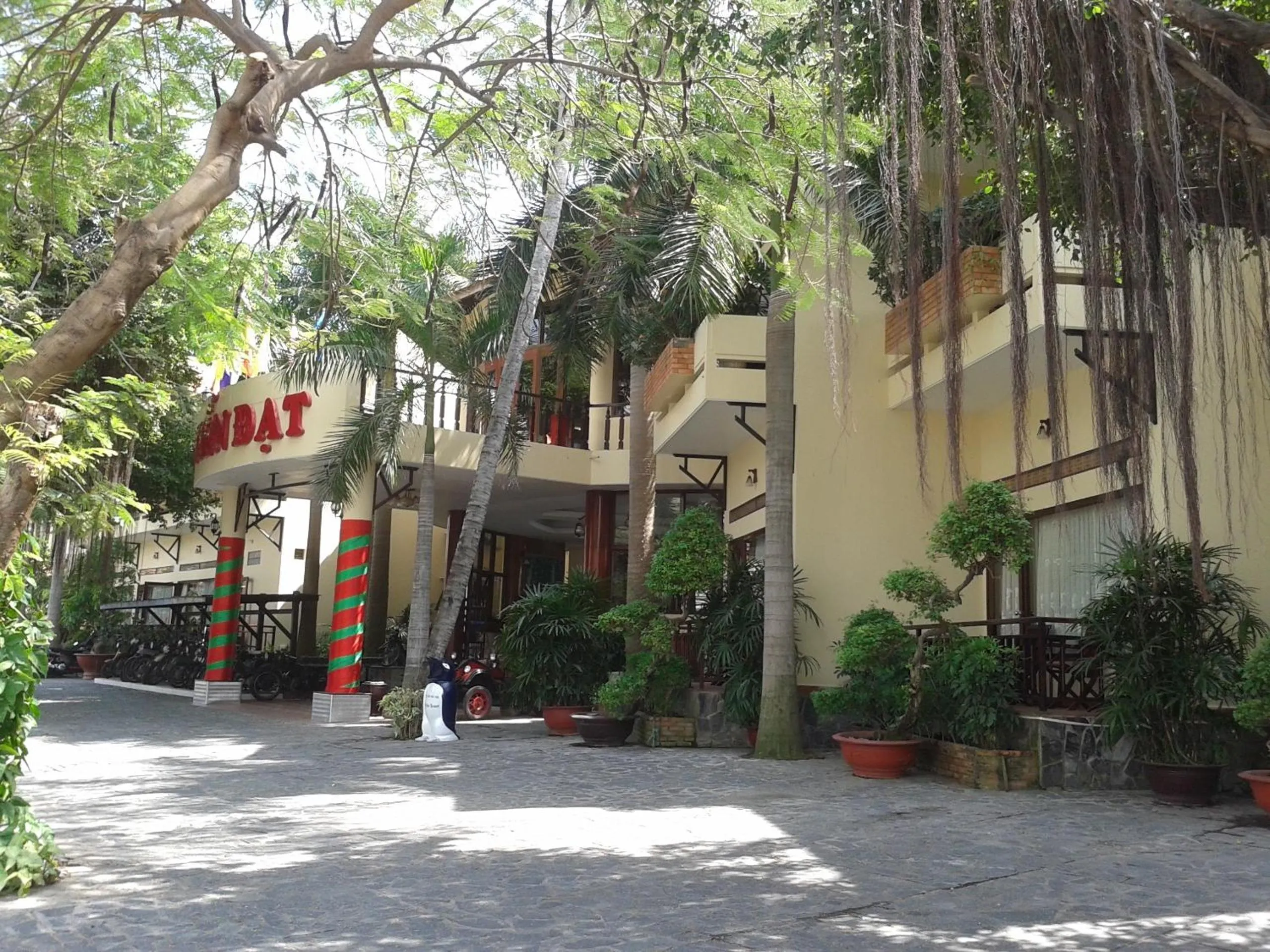 Property building in TIEN DAT MUI NE Resort & Spa