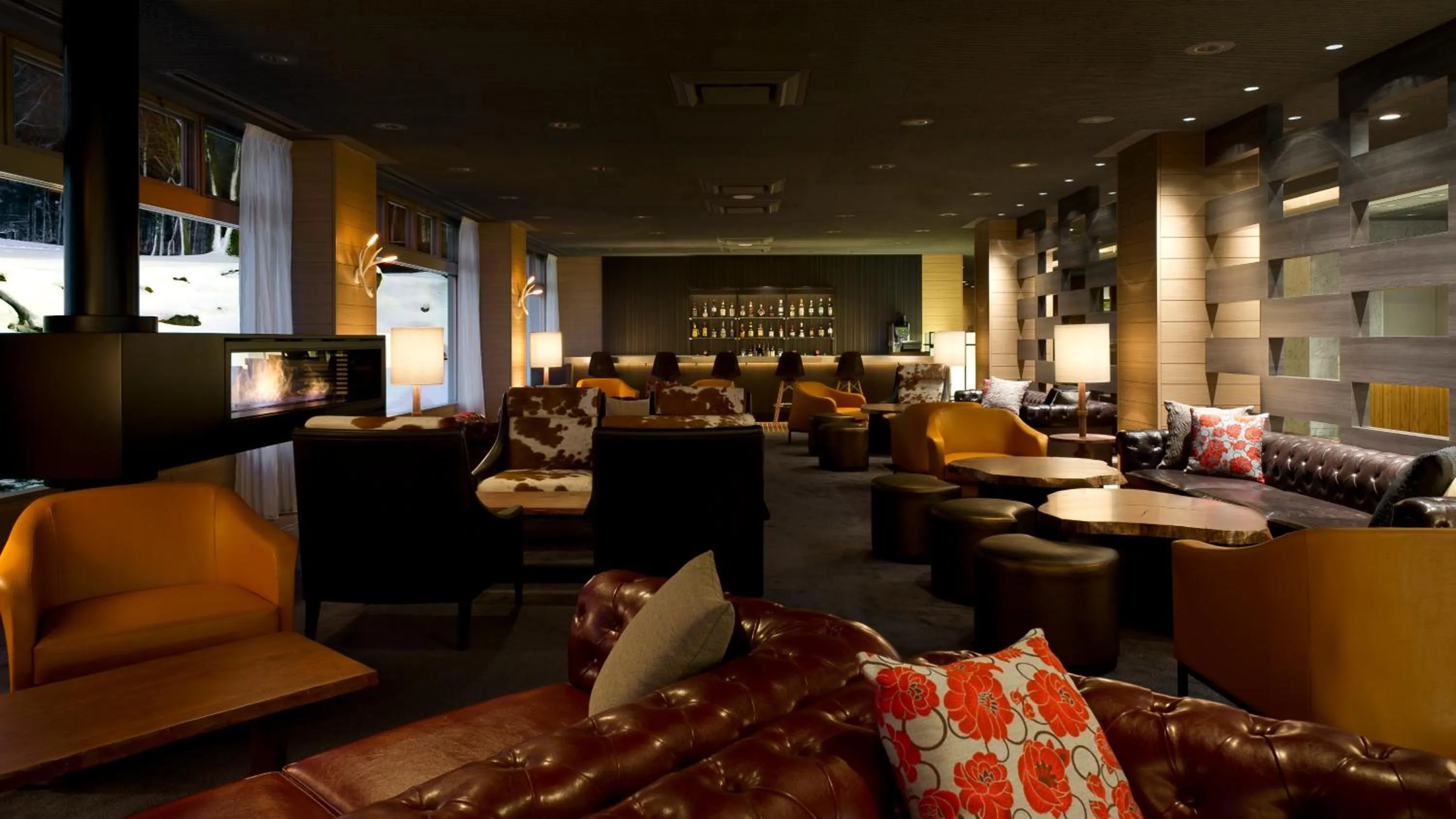 Lounge or bar in The Green Leaf Niseko Village, Tapestry Collection by Hilton