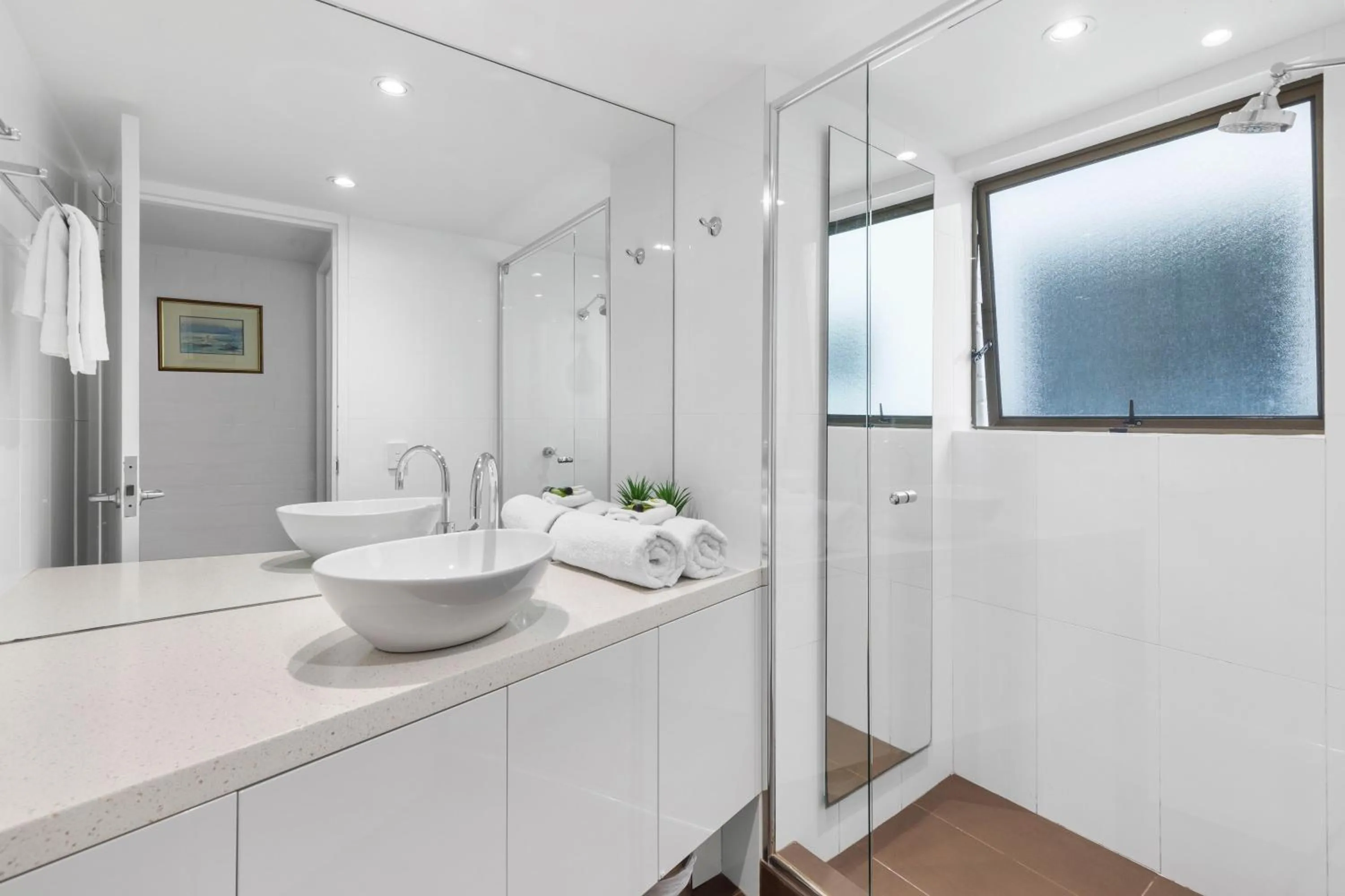 Shower in Noosa International Resort