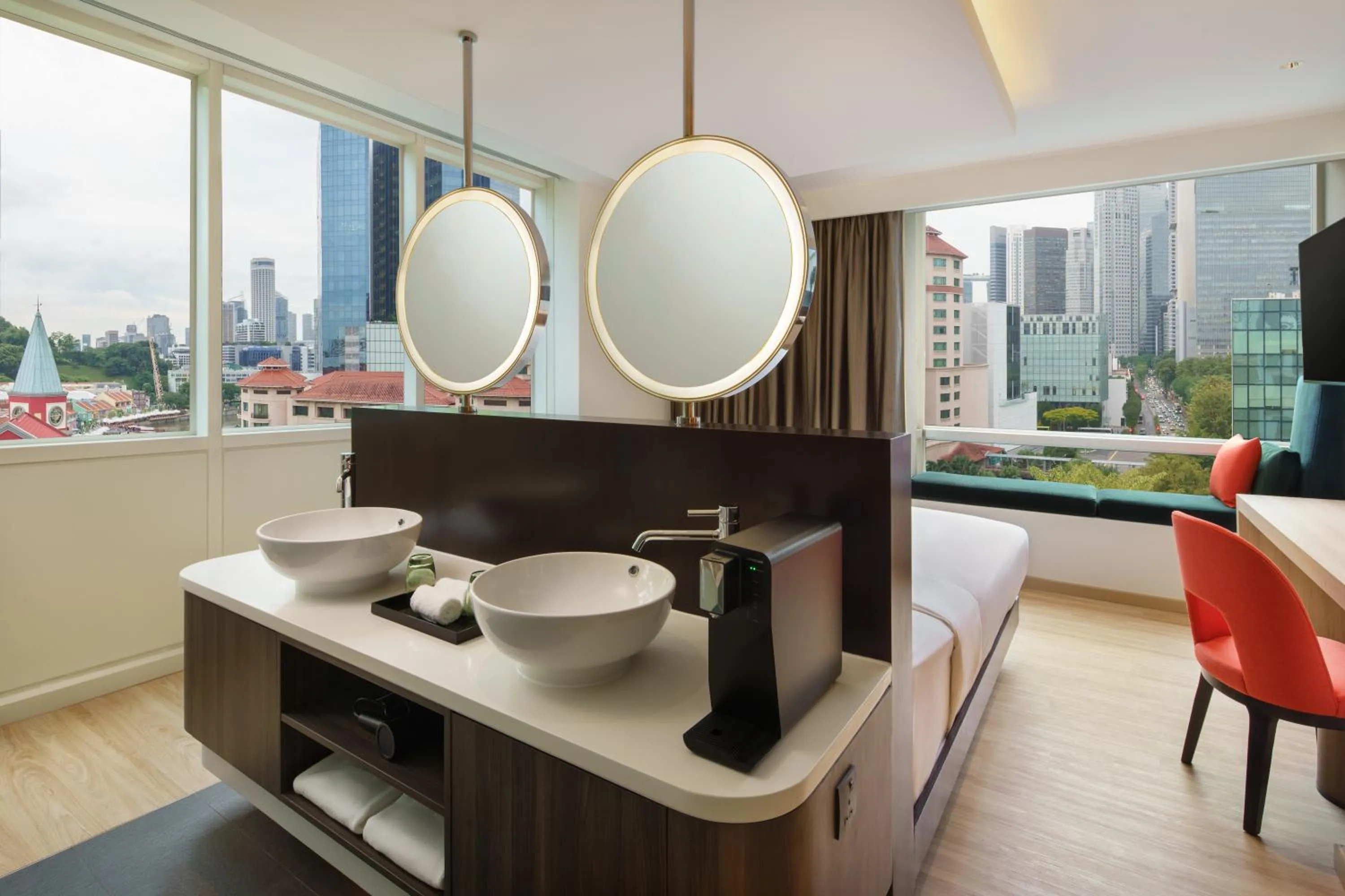 City view in Park Regis by Prince Singapore - Newly Renovated