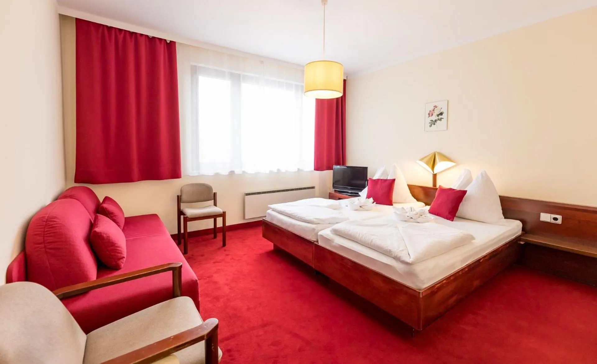 Photo of the whole room, Bed in Ferienherbergen S & J Zeisz