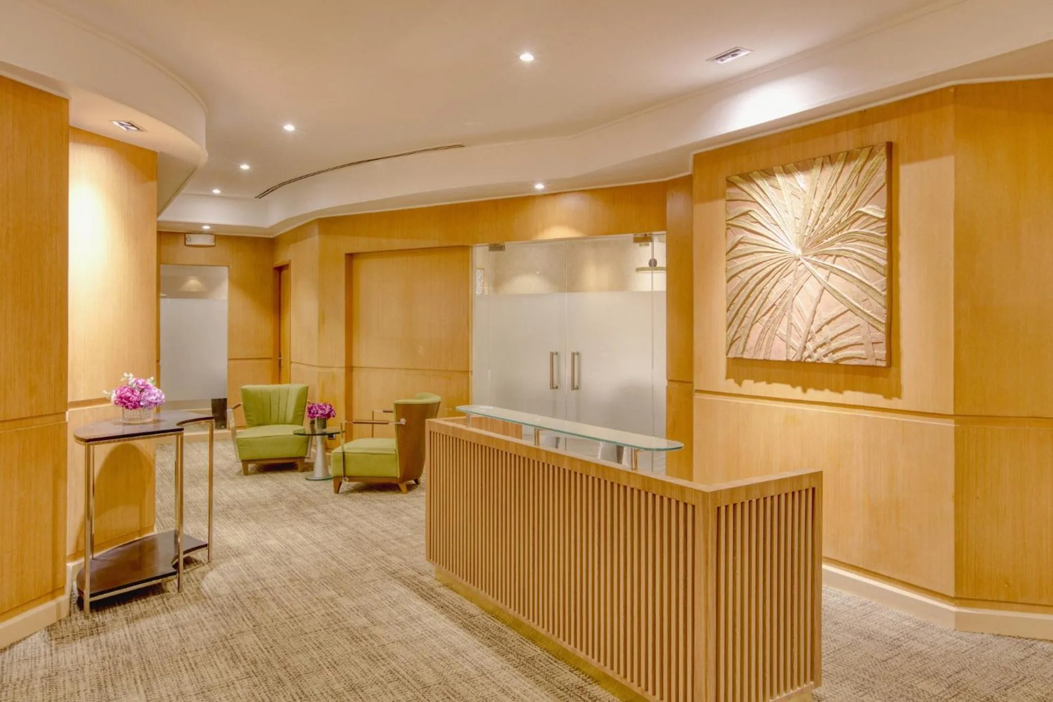 Business facilities in Eastwood Richmonde Hotel Quezon City