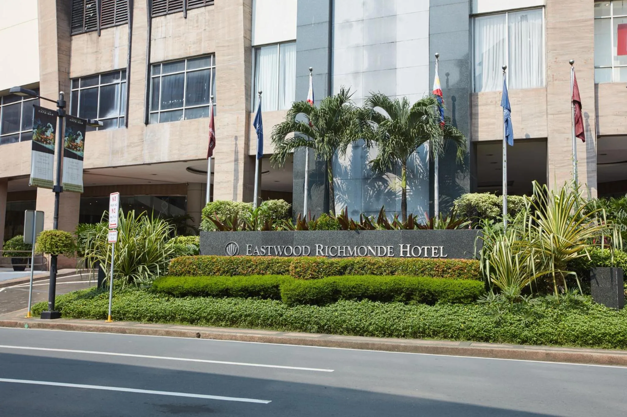 Street view in Eastwood Richmonde Hotel Quezon City
