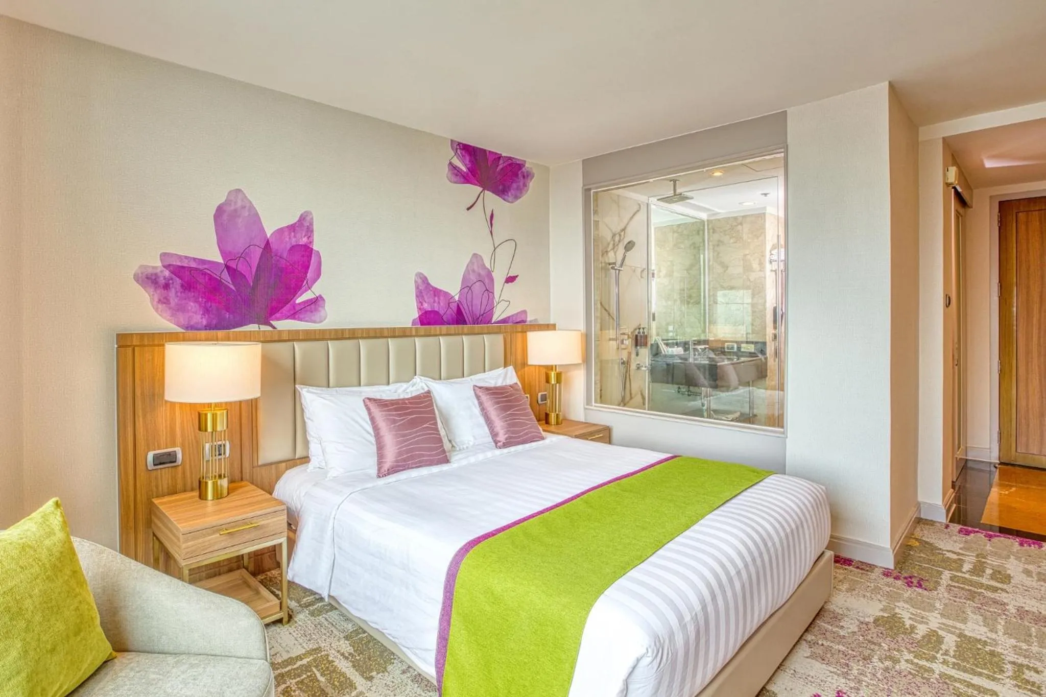 Bed in Eastwood Richmonde Hotel Quezon City