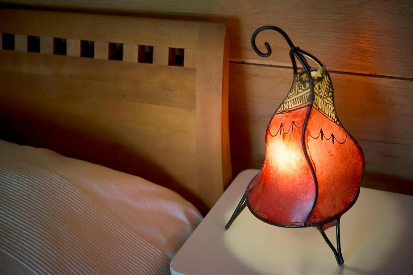 Decorative detail, Bed in Pas de Deux