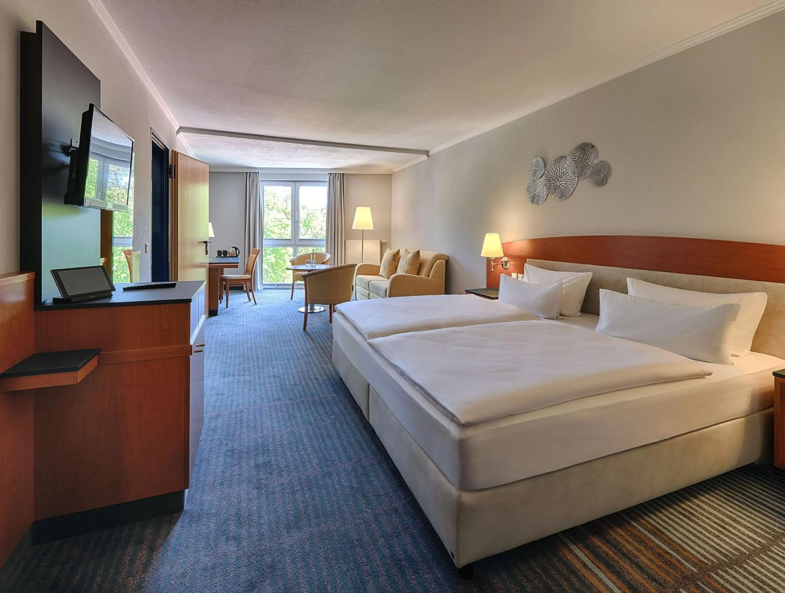 Photo of the whole room, Bed in Dorint Seehotel Binz-Therme