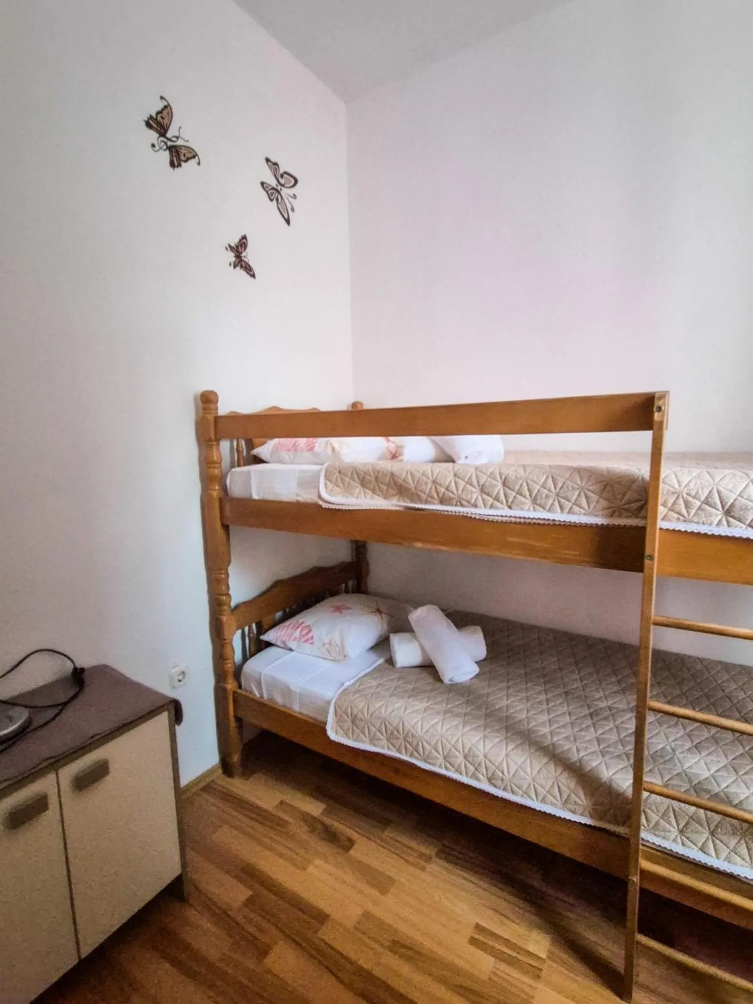 Bedroom, Bed in Apartments and pansion M&R