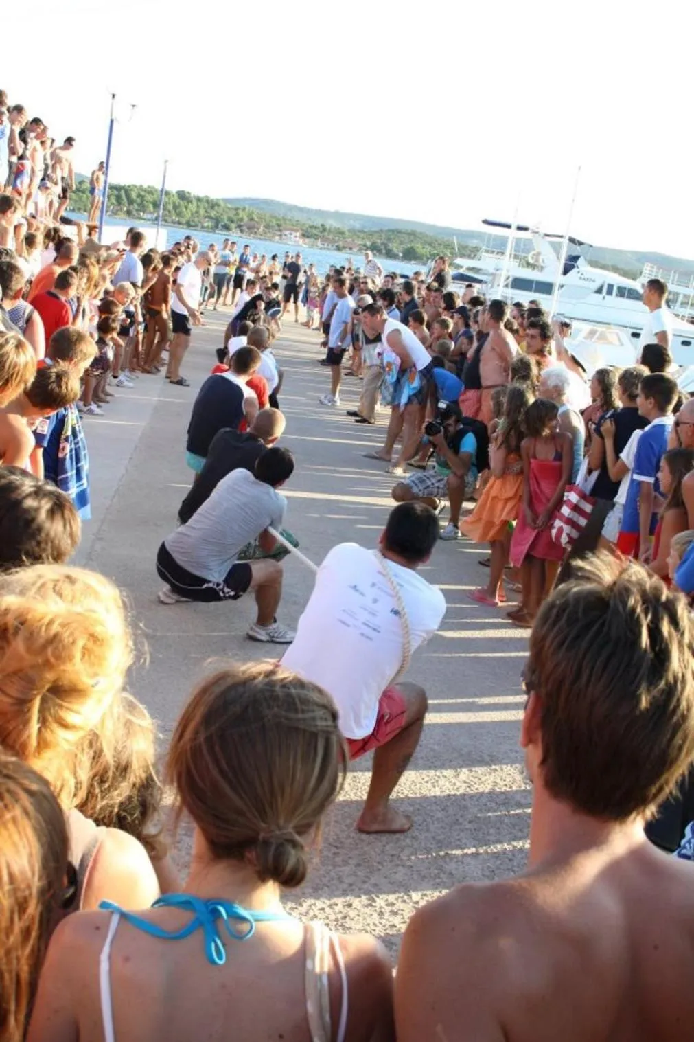 Entertainment in Apartments and pansion M&R