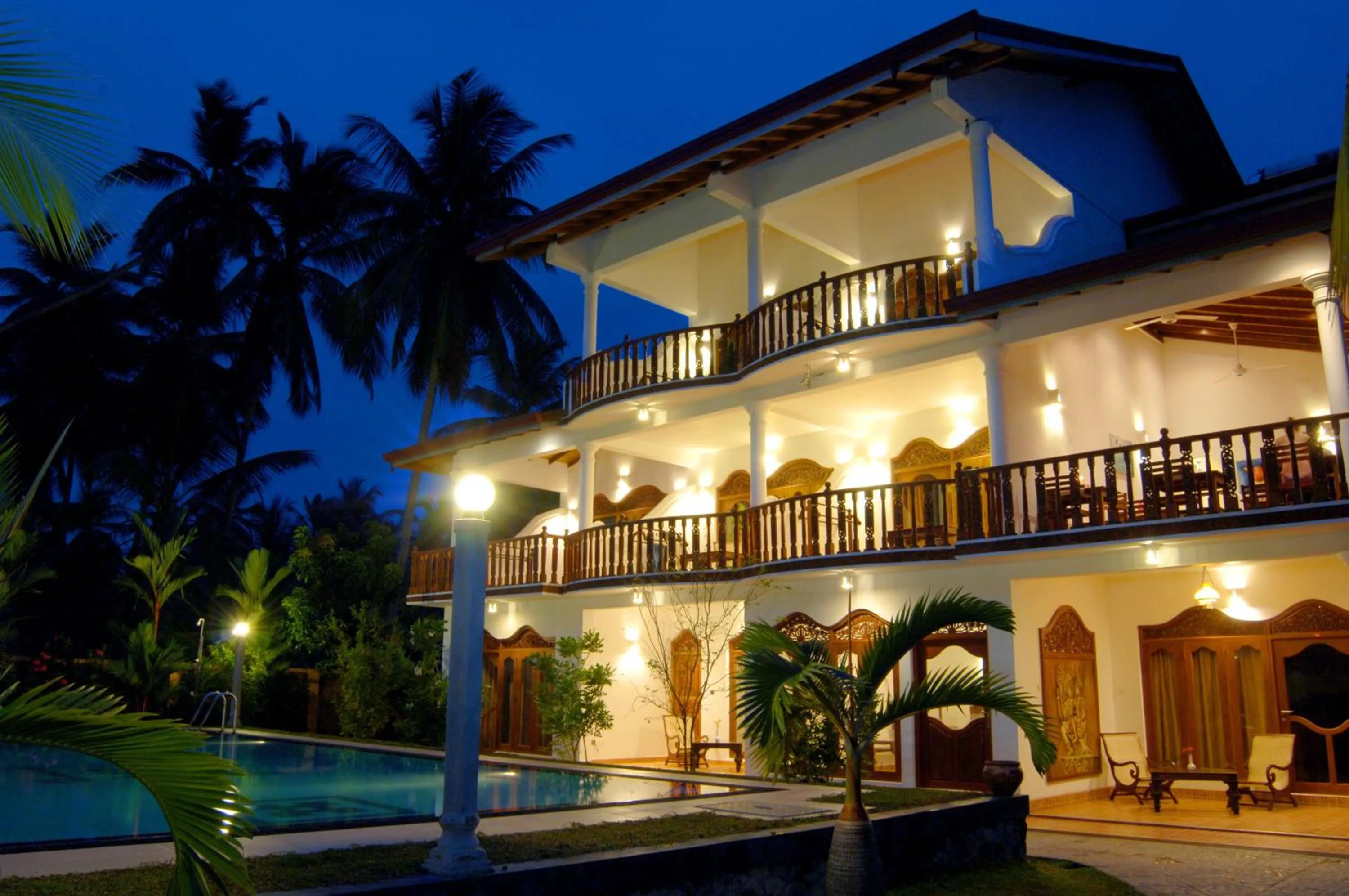 Facade/entrance in Sandali Walauwa