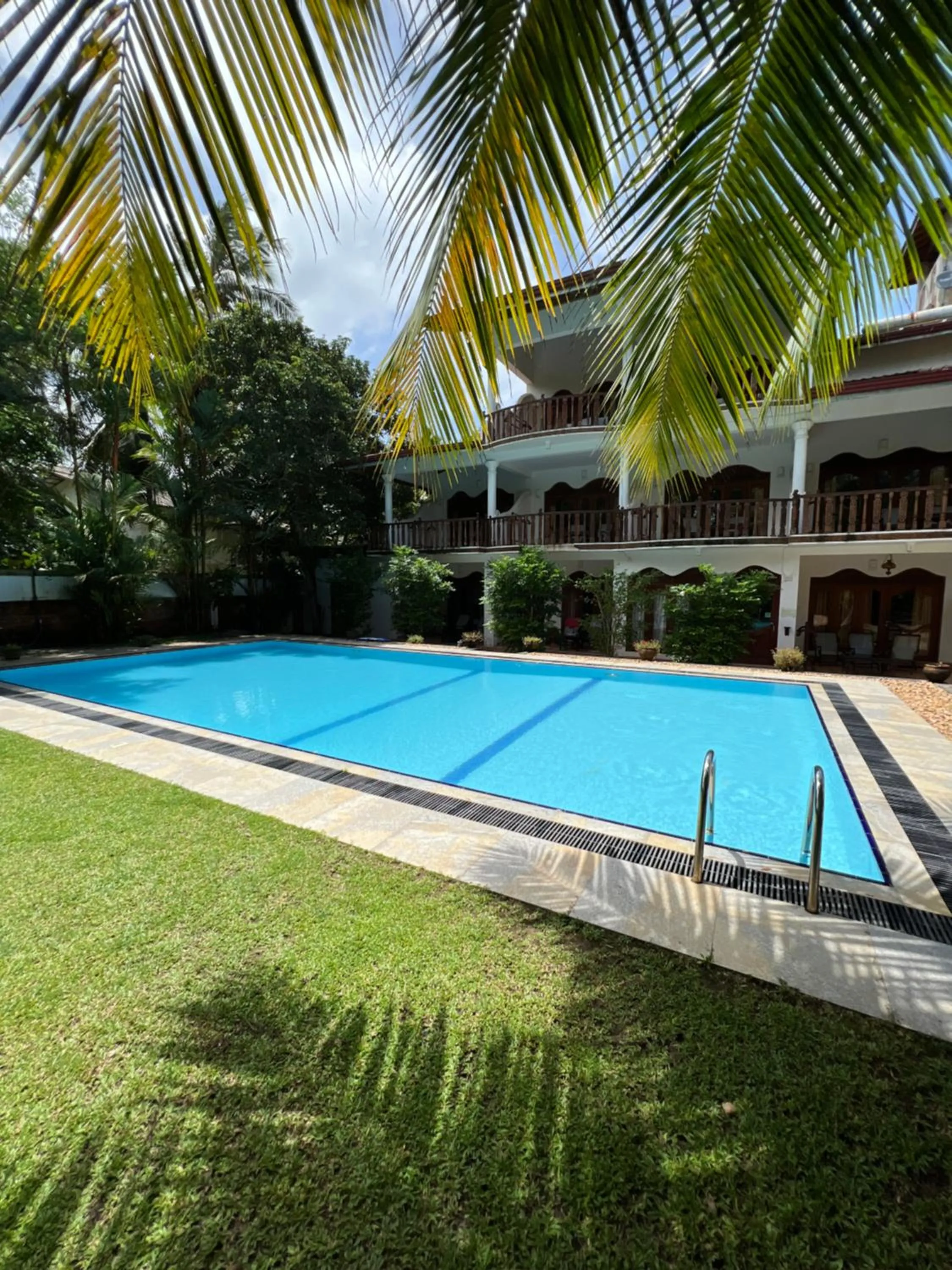 Swimming pool in Sandali Walauwa