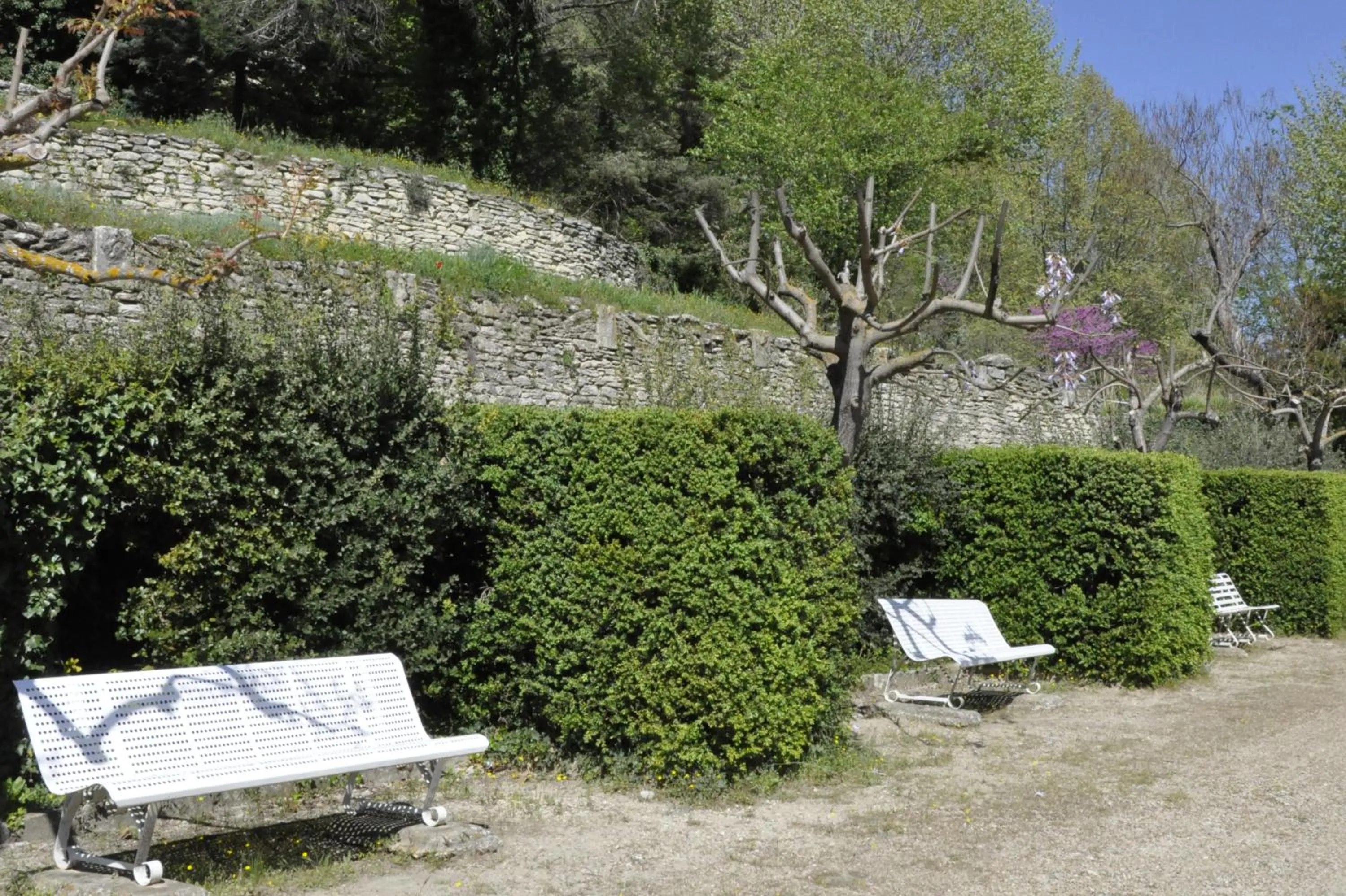 Spring in Hôtellerie Notre Dame de Lumières