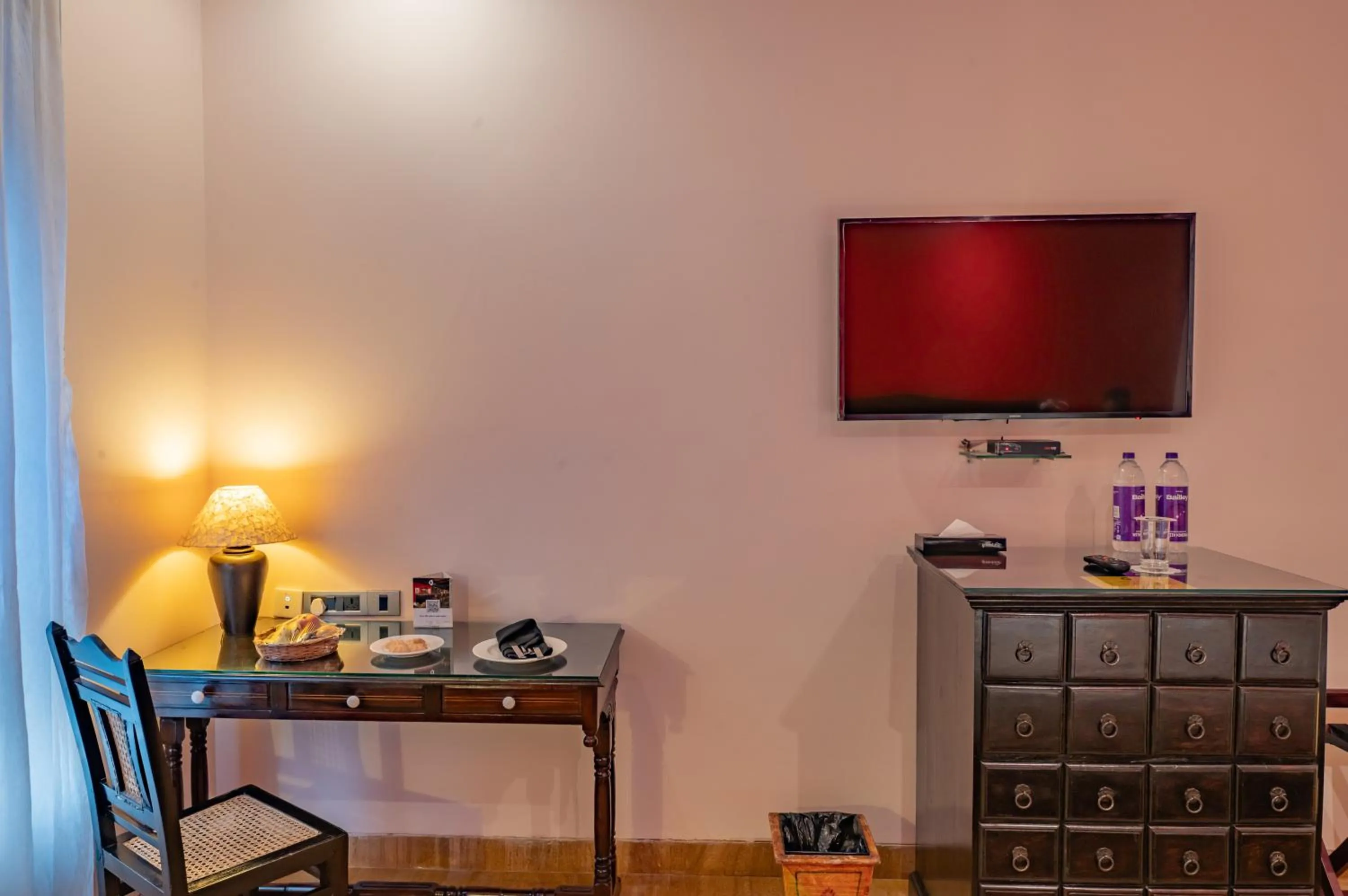 TV and multimedia in O Hotel Goa, Candolim Beach