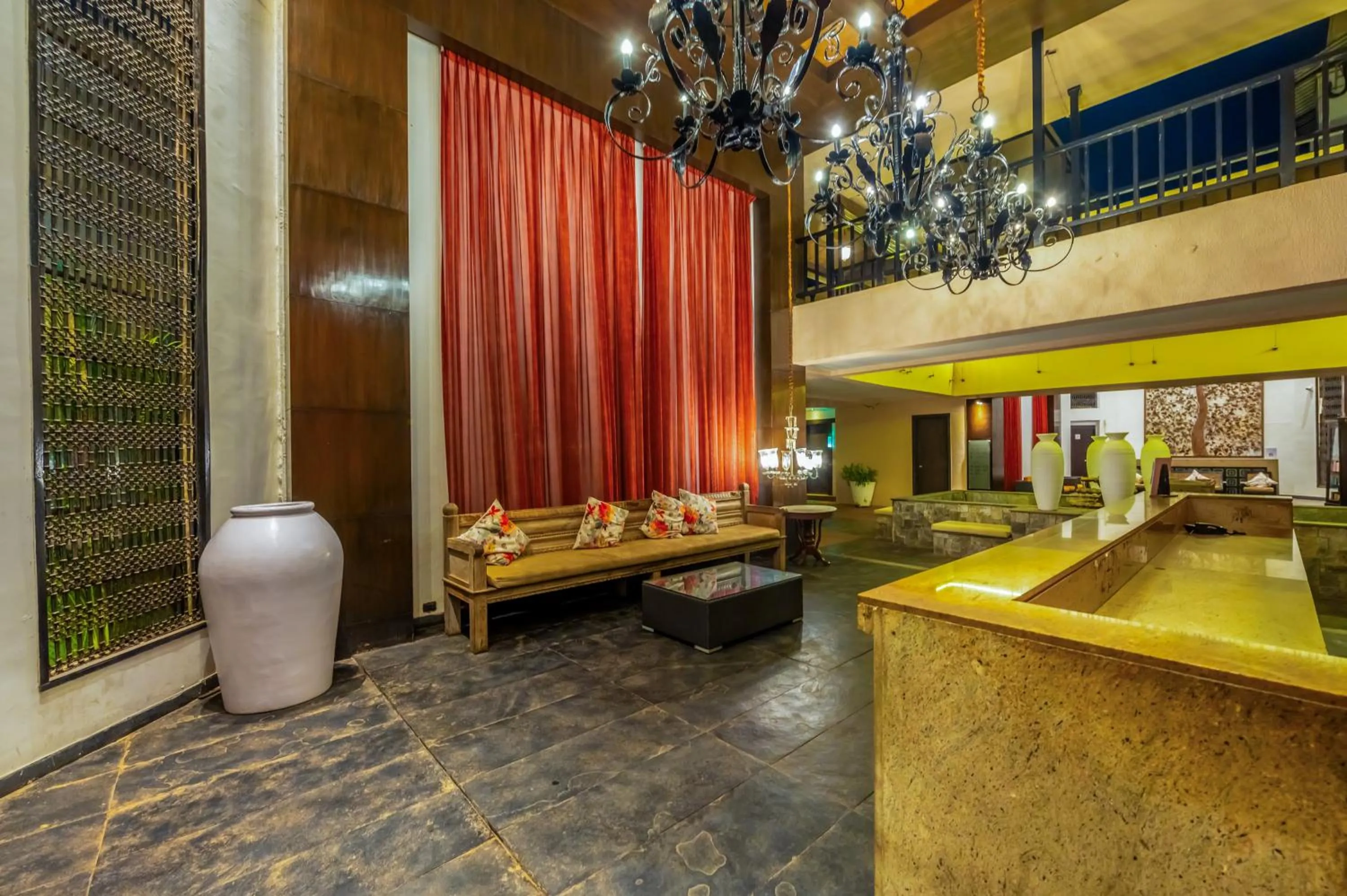 Lobby or reception in O Hotel Goa, Candolim Beach