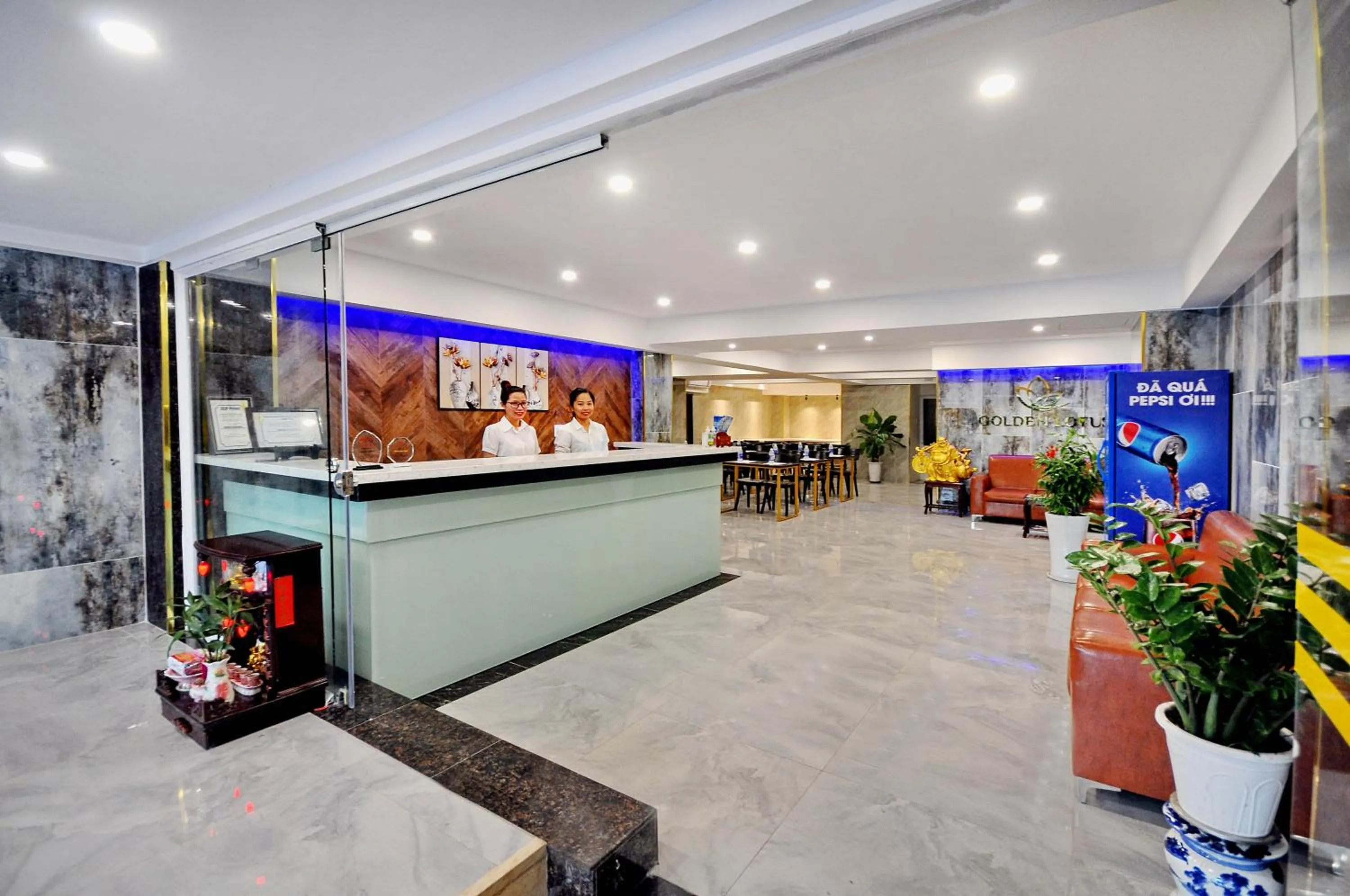 Property building in Golden Lotus Hotel