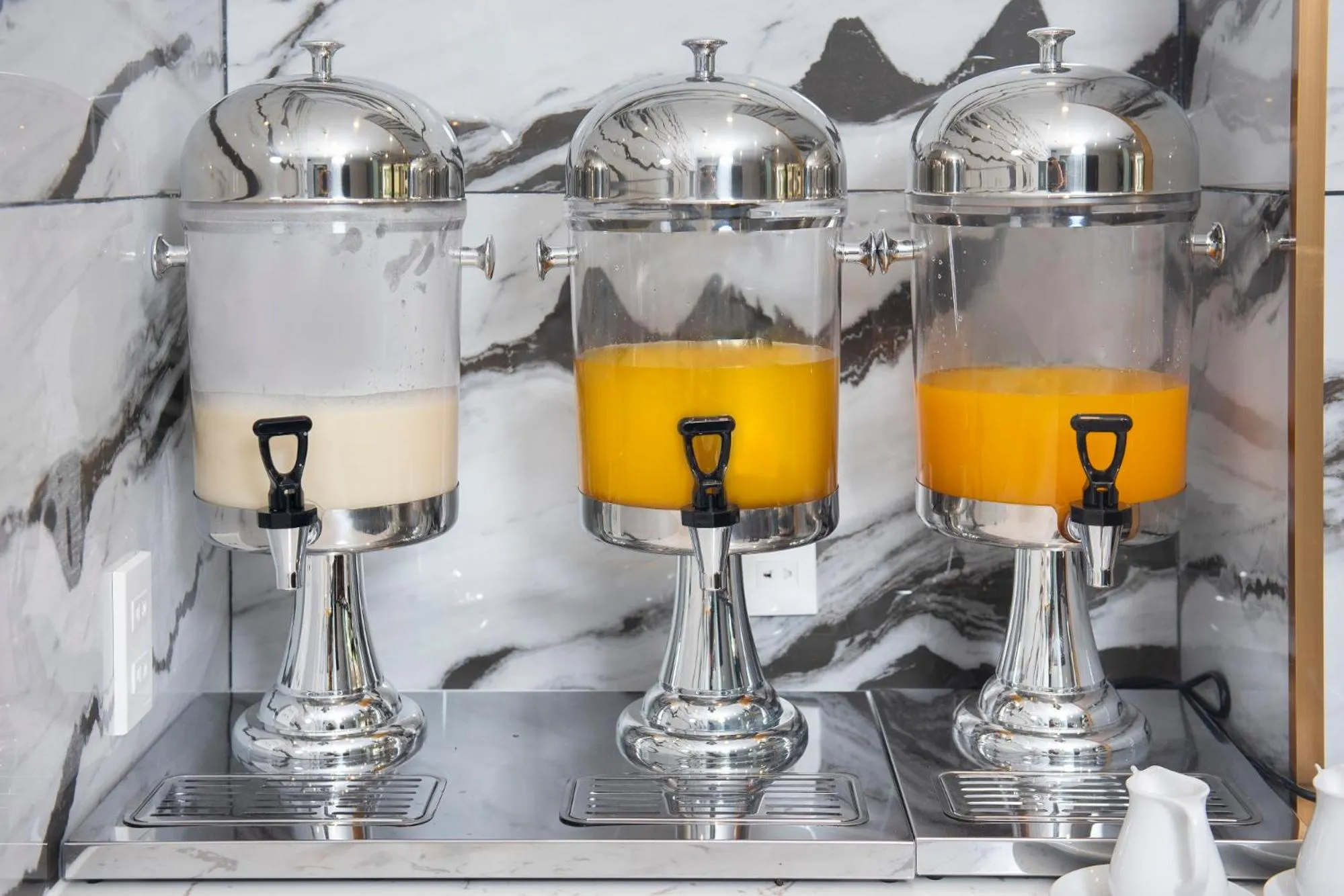 Breakfast in Golden Lotus Hotel