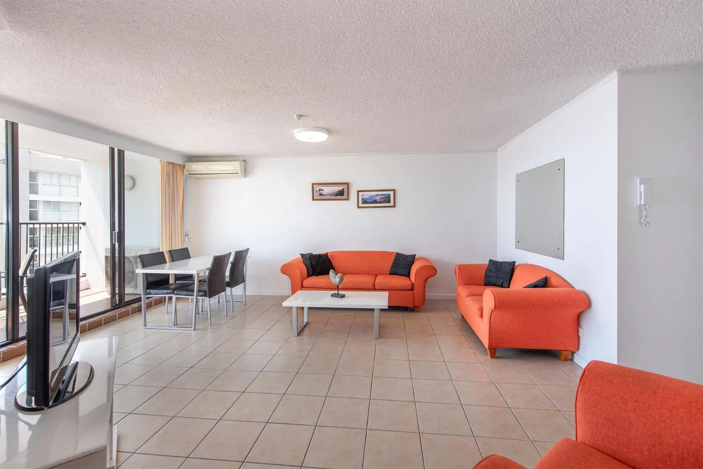 Living room in Horizons Holiday Apartments - OFFICIAL