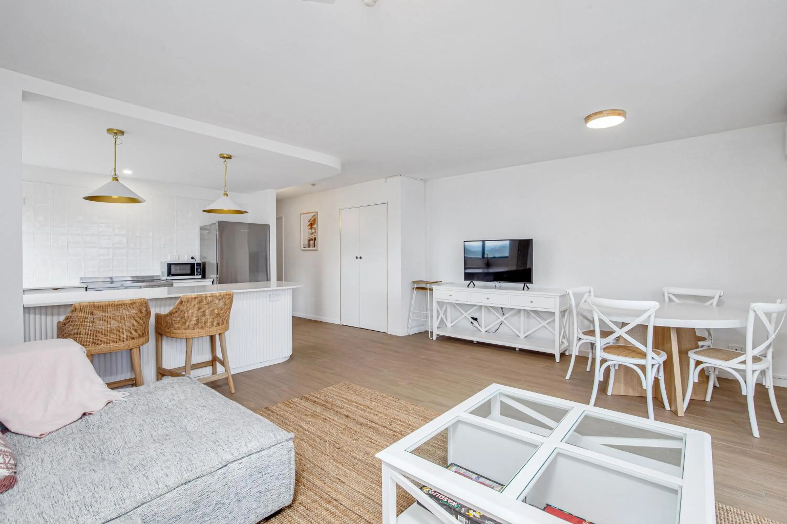 TV and multimedia in Horizons Holiday Apartments - OFFICIAL