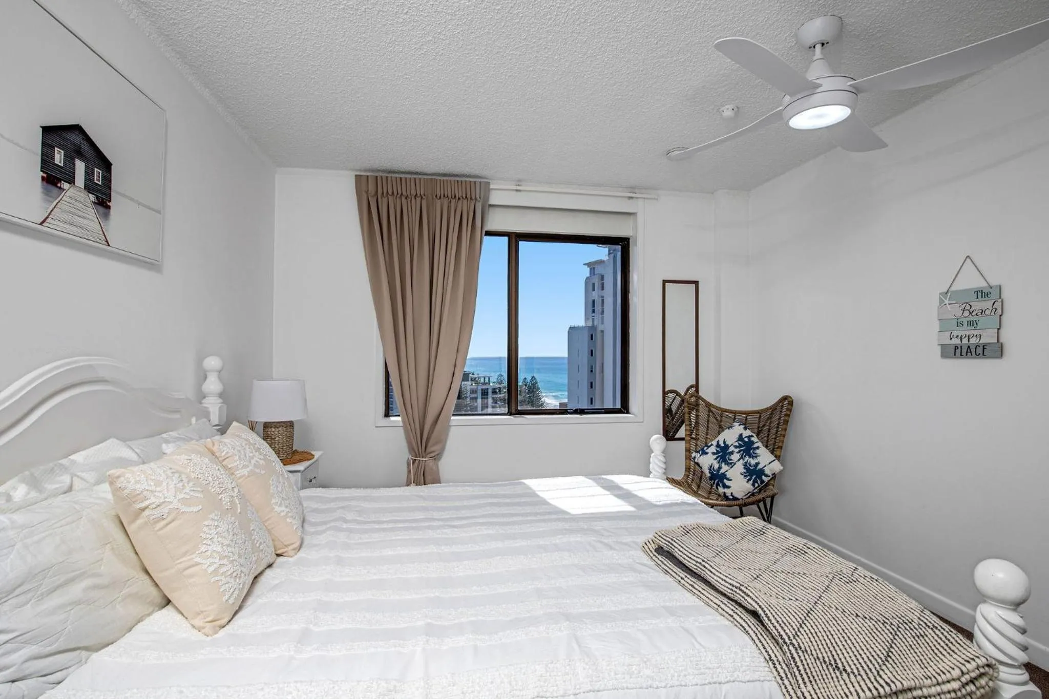 Bedroom, Bed in Horizons Holiday Apartments - OFFICIAL