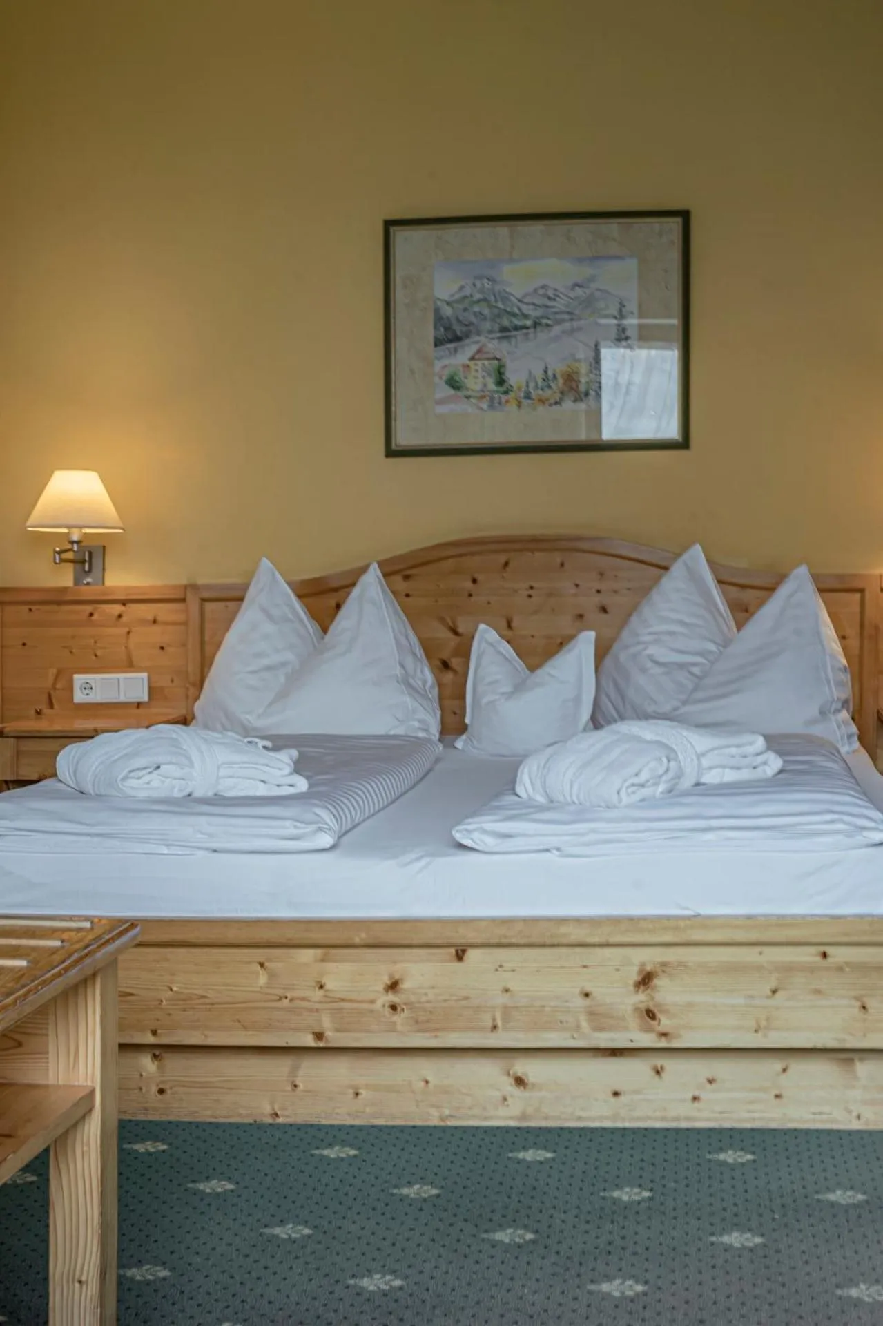 Photo of the whole room, Bed in DAS Hintersee